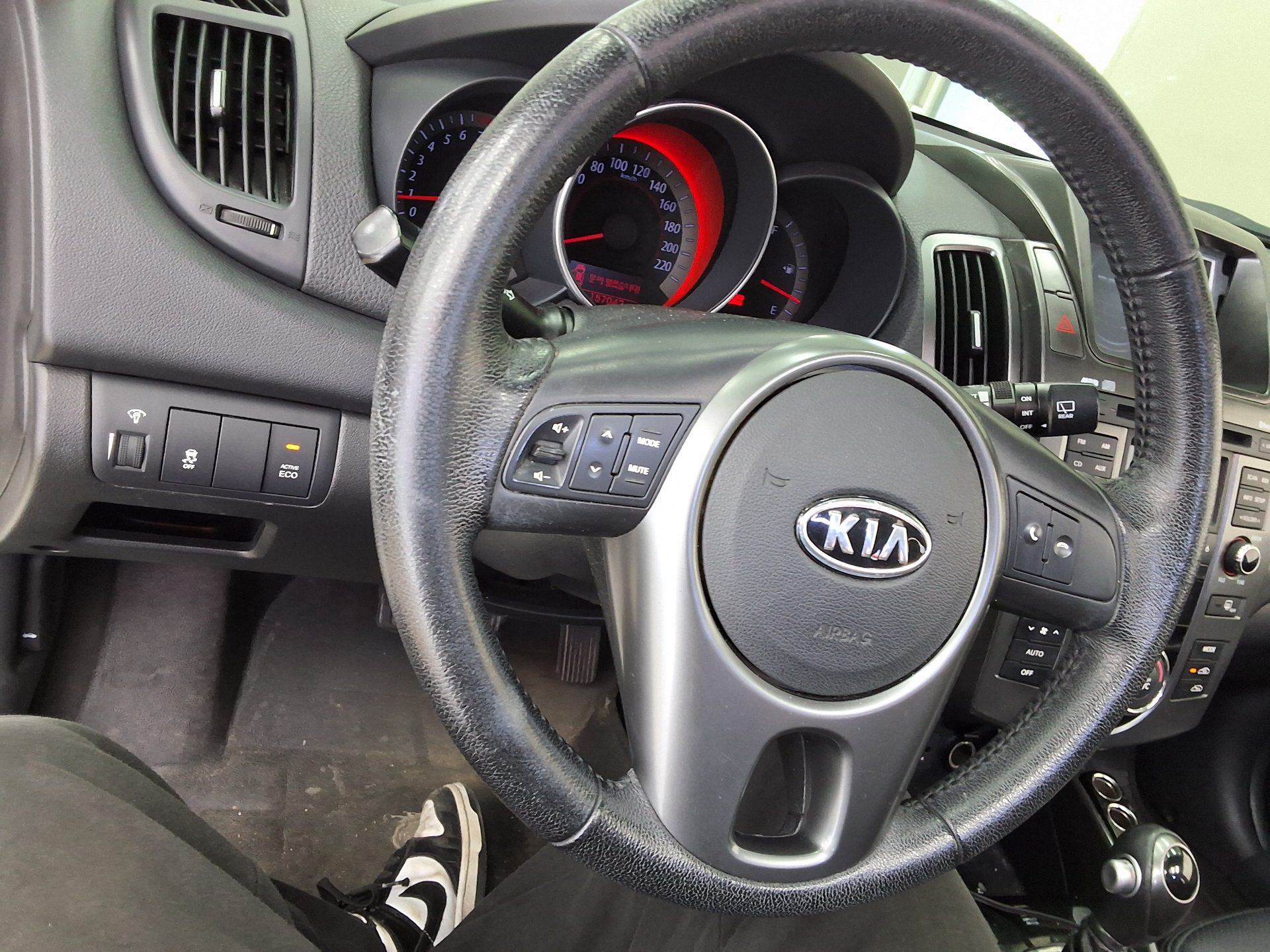 2011 - kia forte