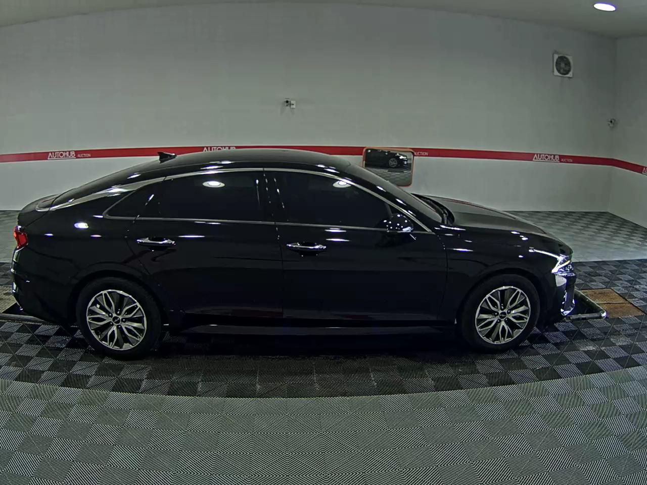 2023 - kia k5