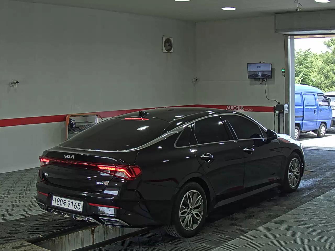 2023 - kia k5