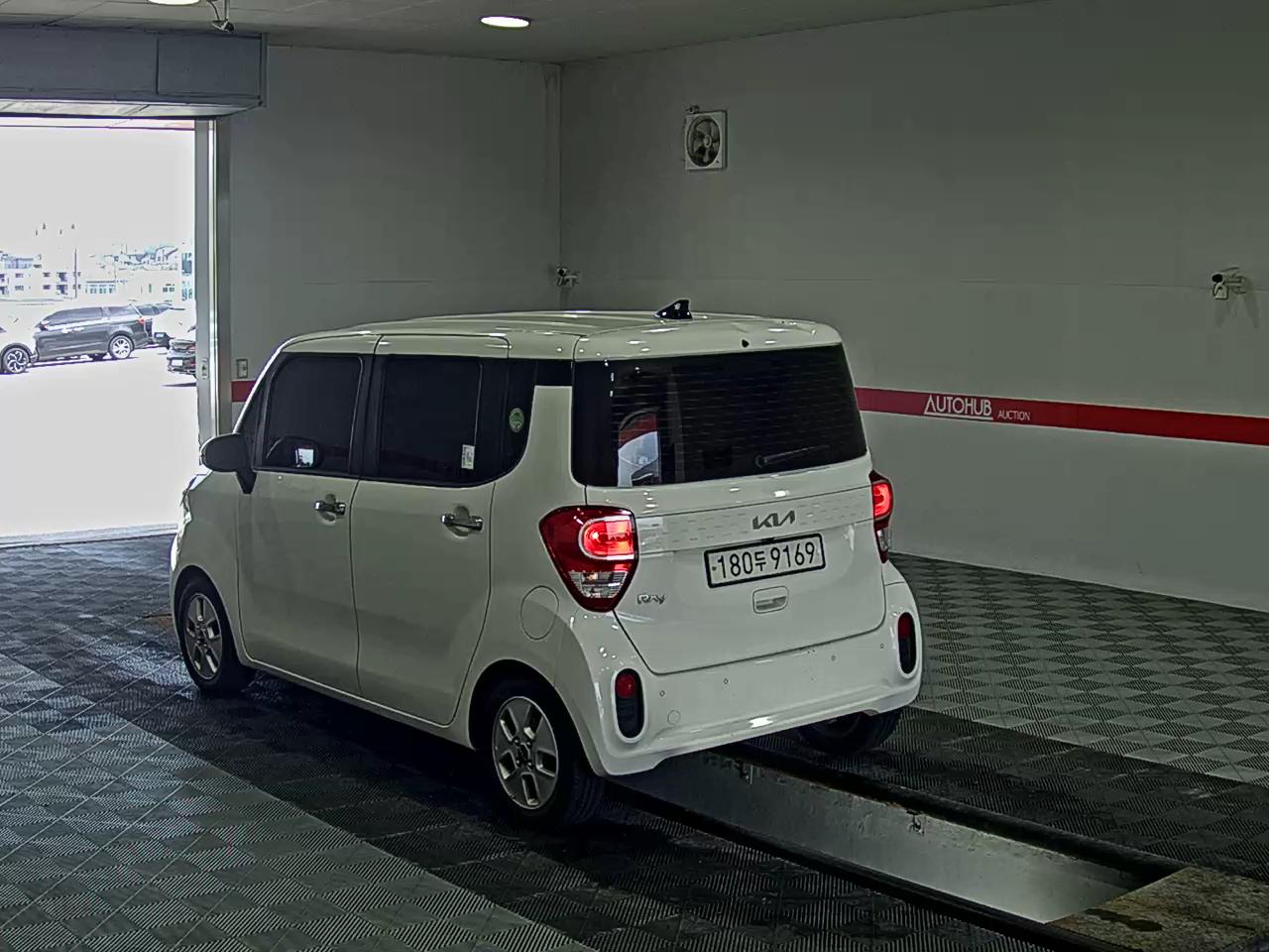 2022 - kia ray