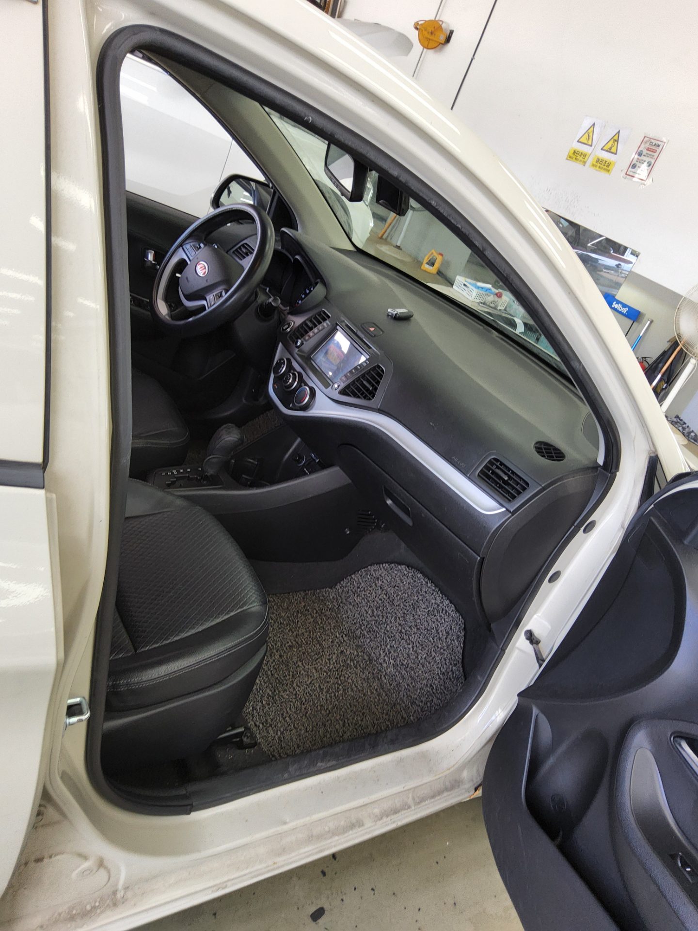 2012 - kia morning