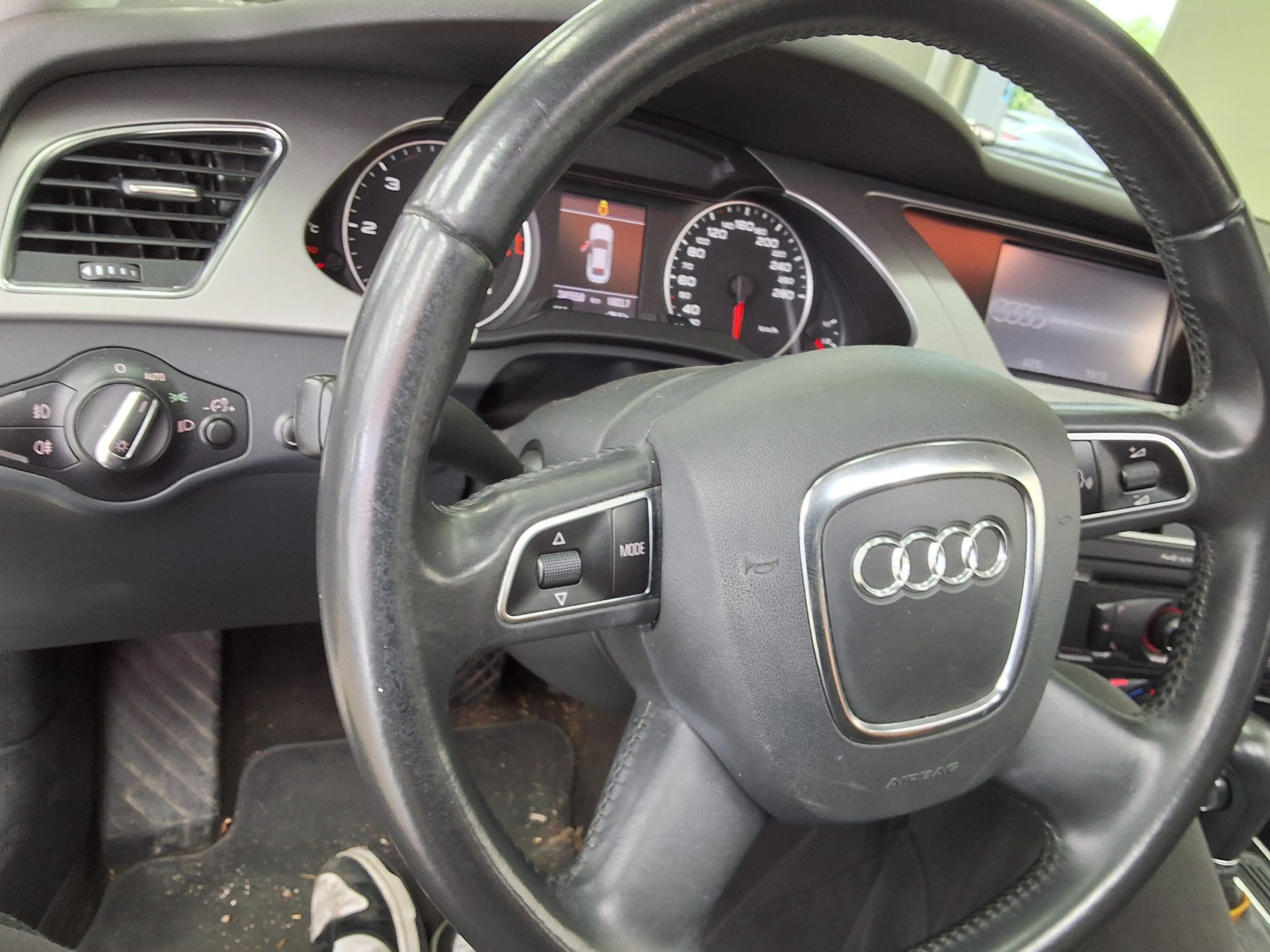 2012 - audi a4