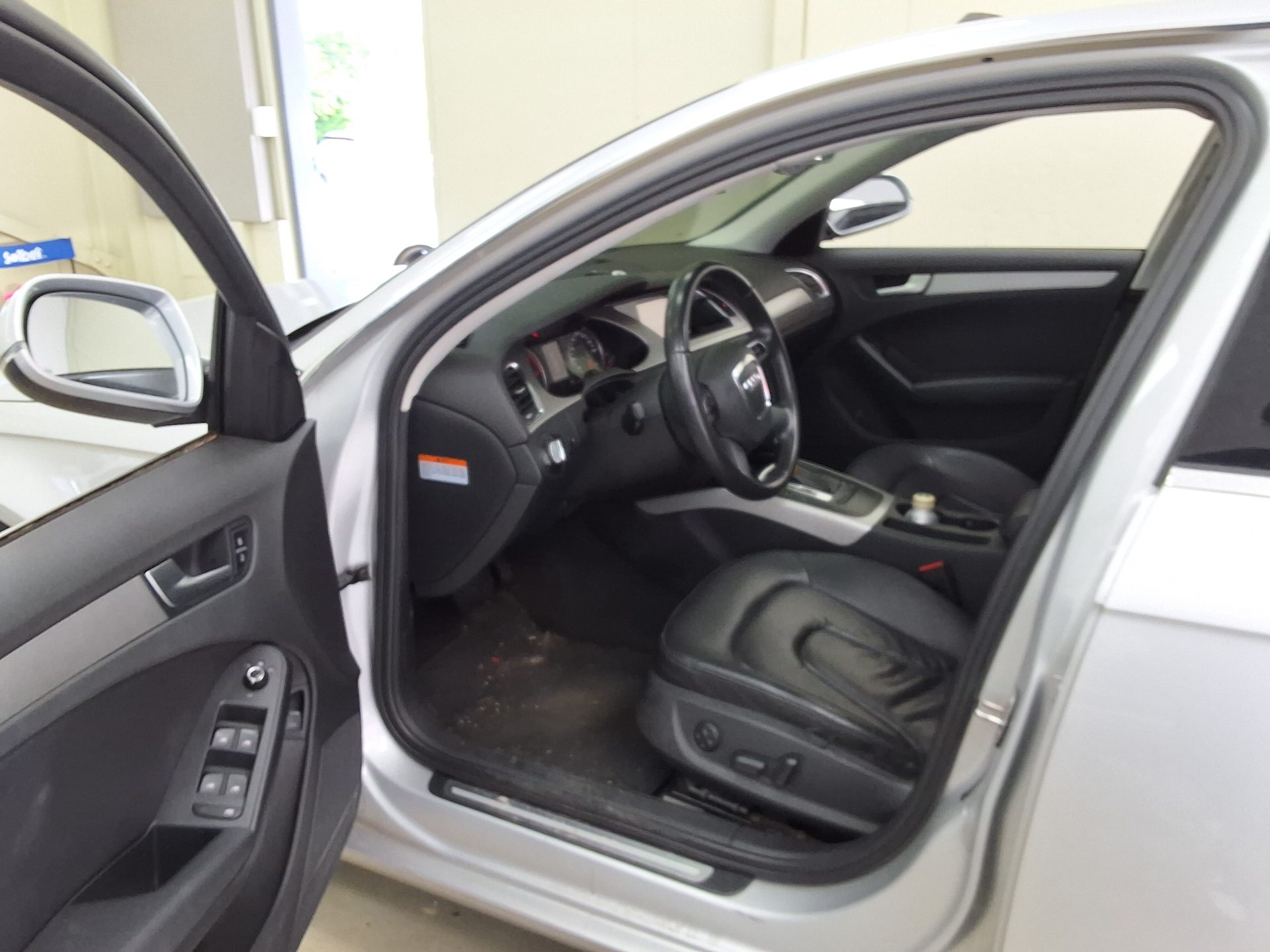 2012 - audi a4