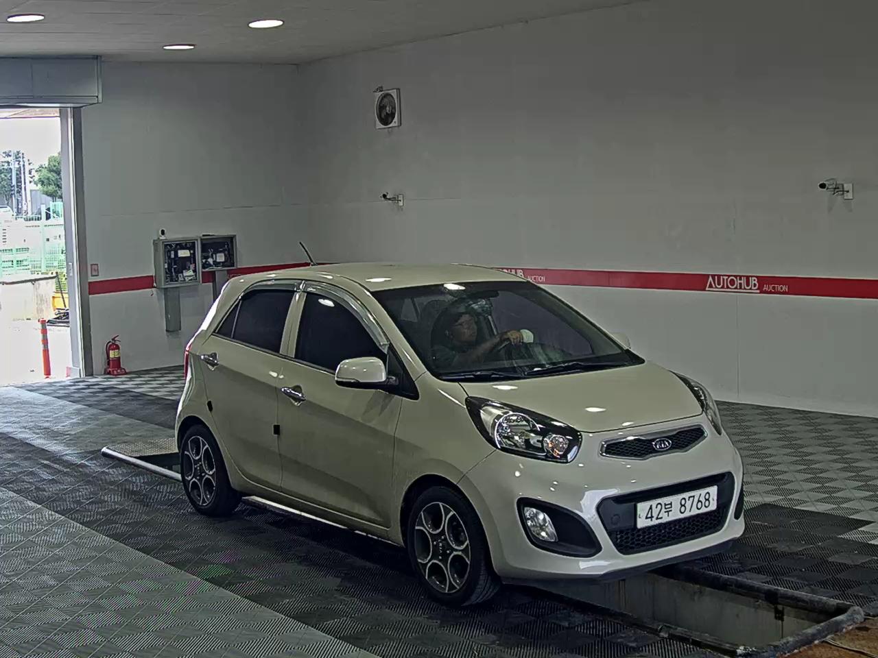 2012 - kia morning