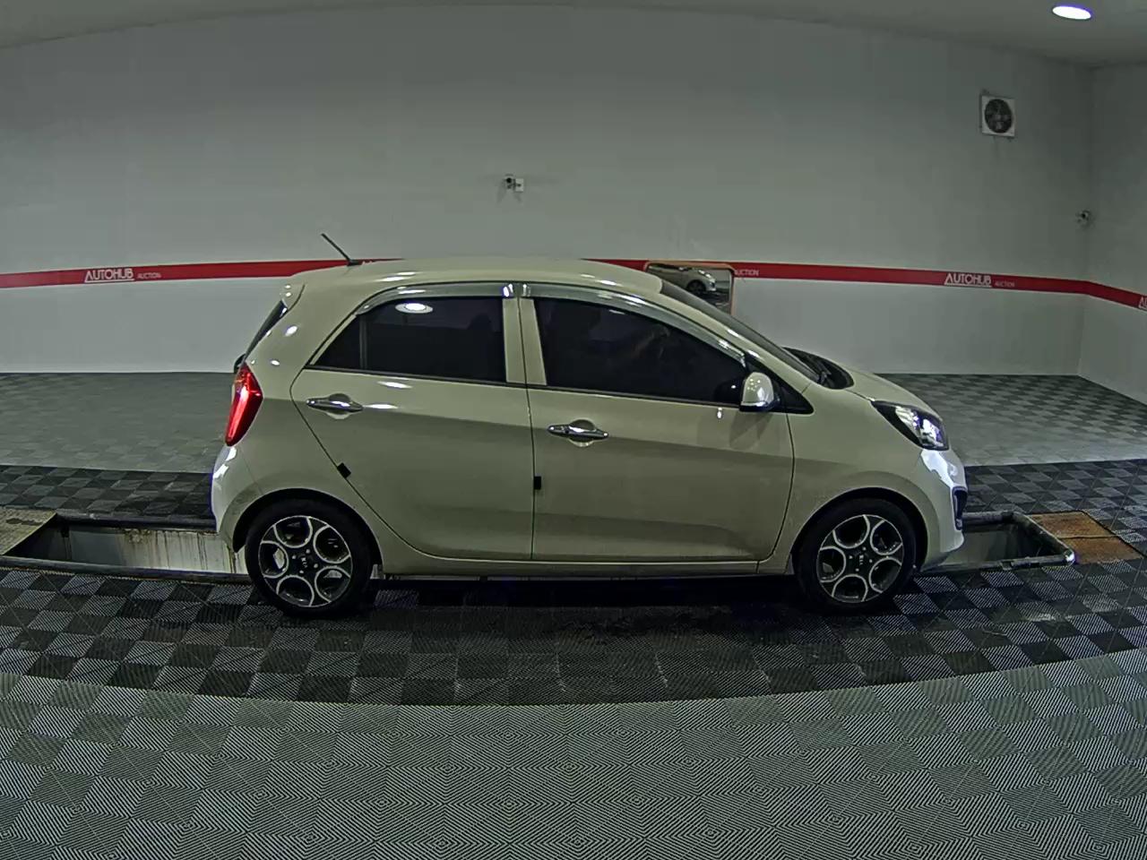2012 - kia morning