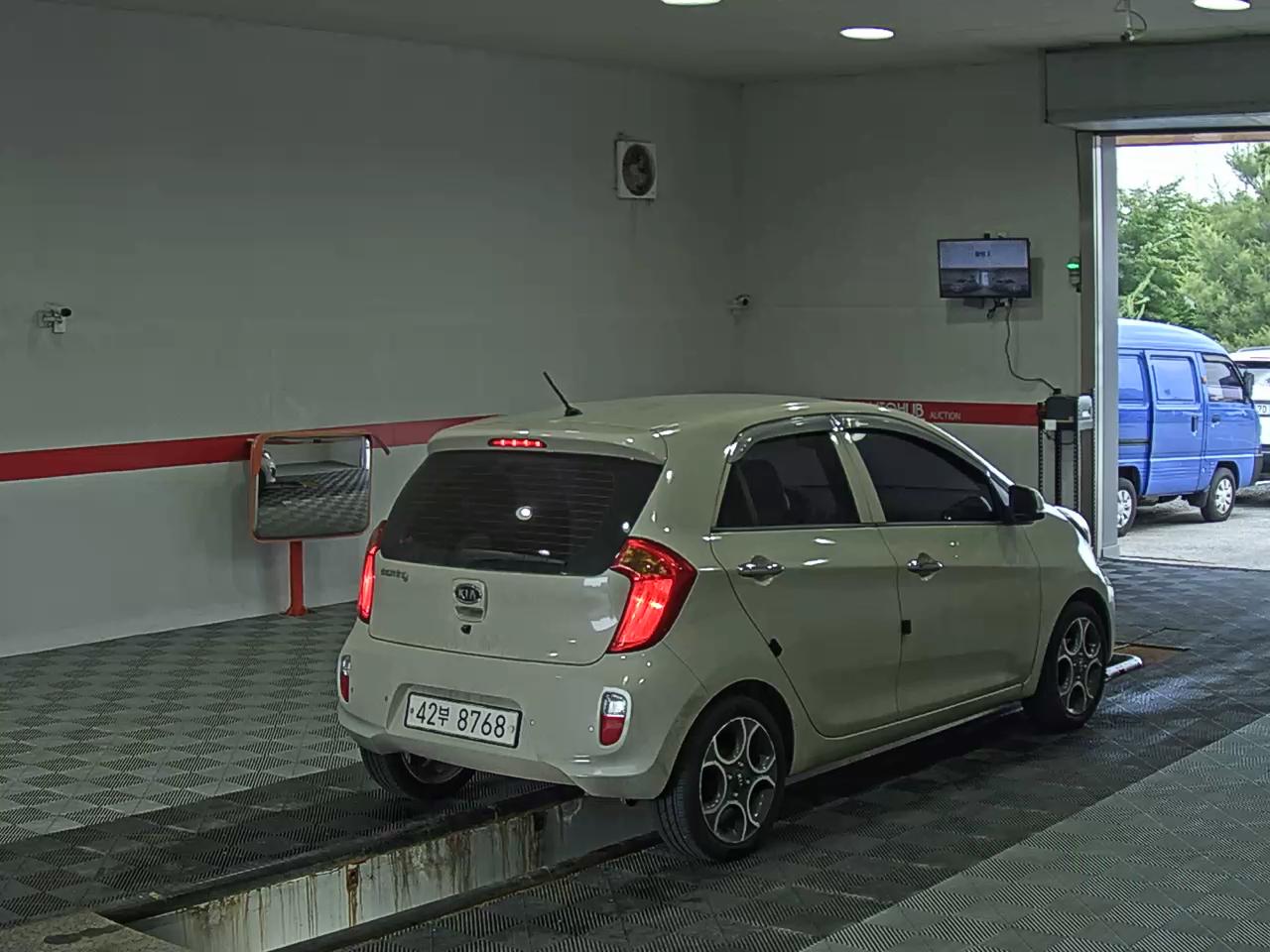 2012 - kia morning