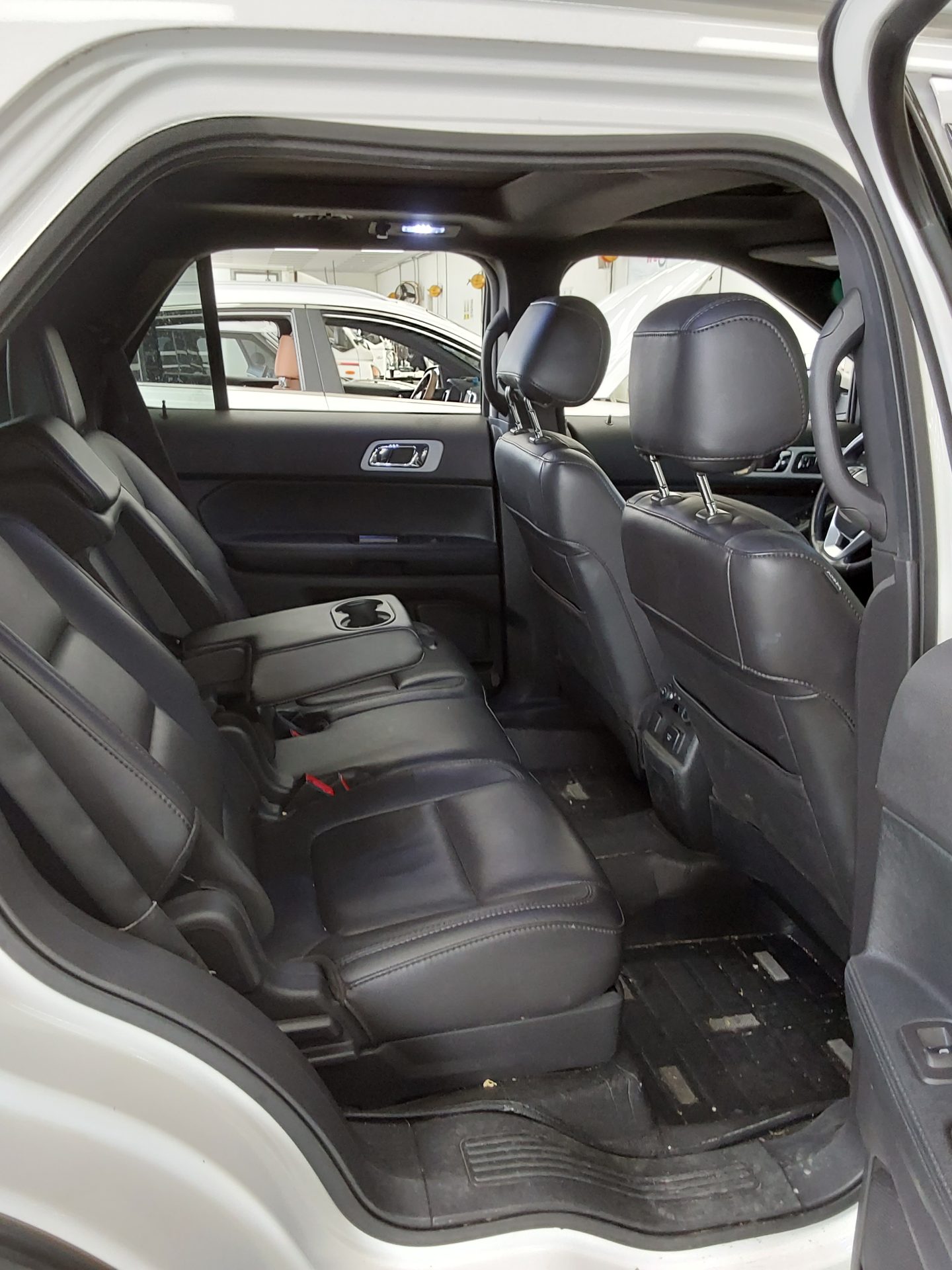 2014 - ford explorer