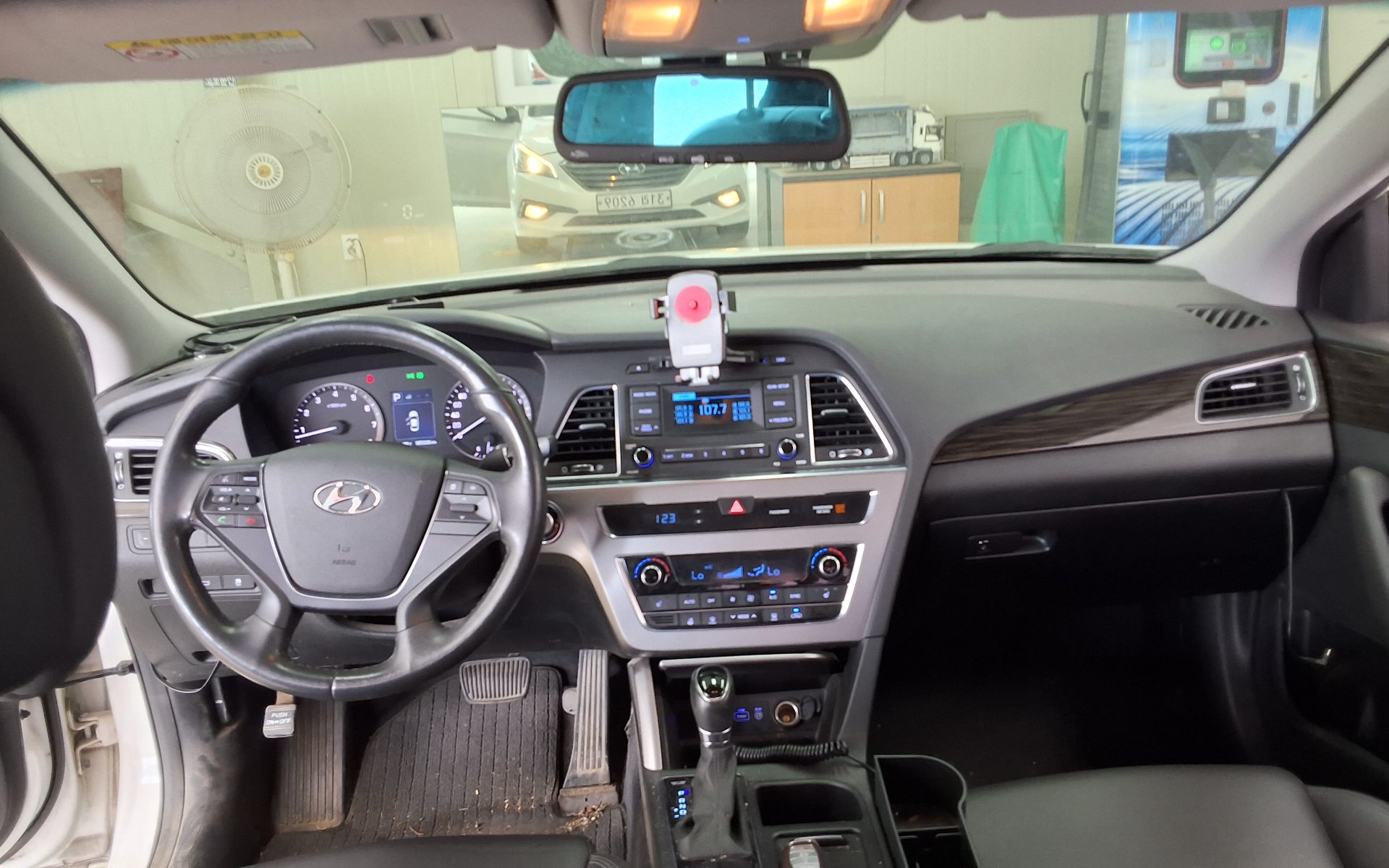2016 - hyundai sonata