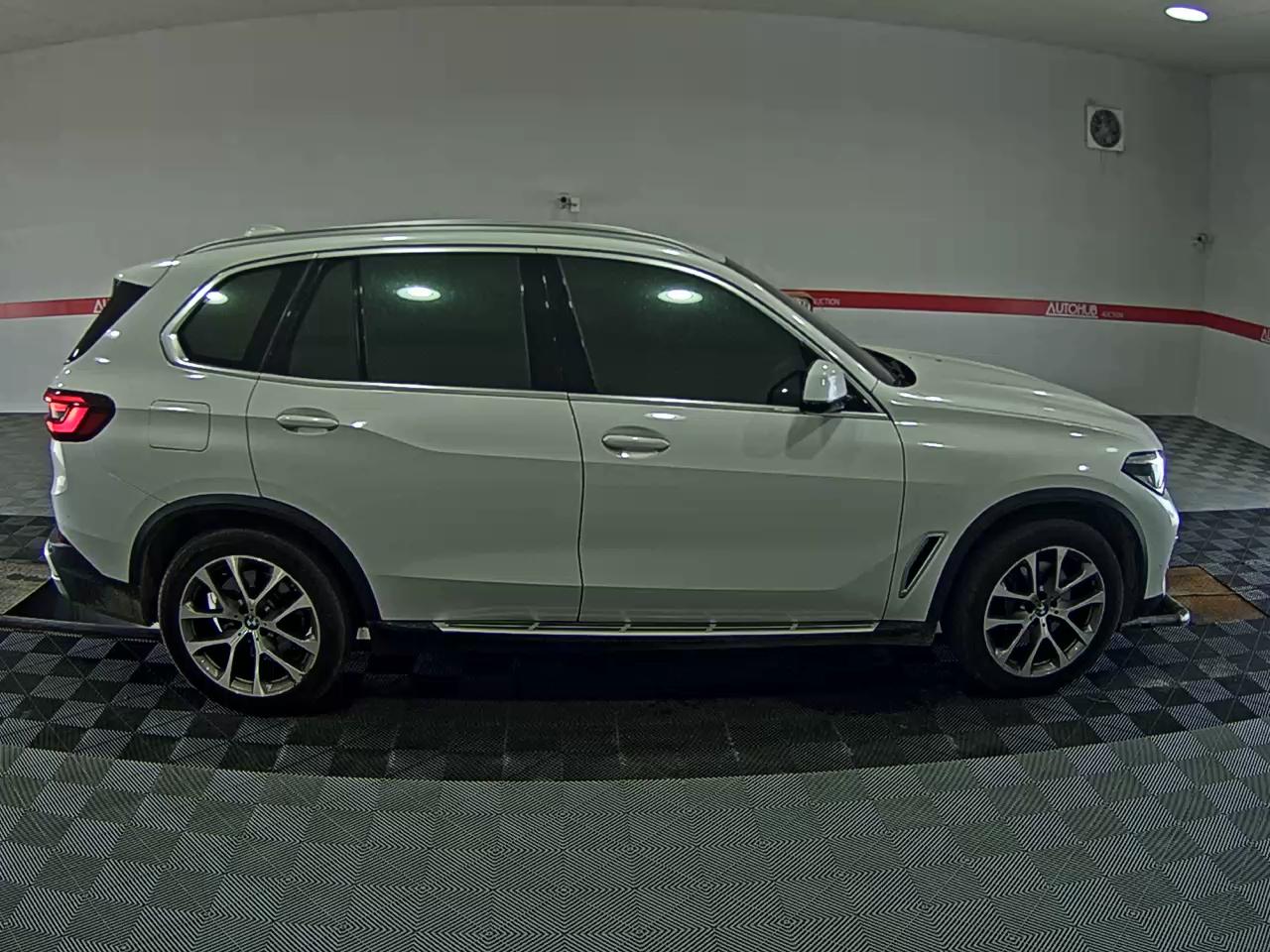 2021 - bmw x5