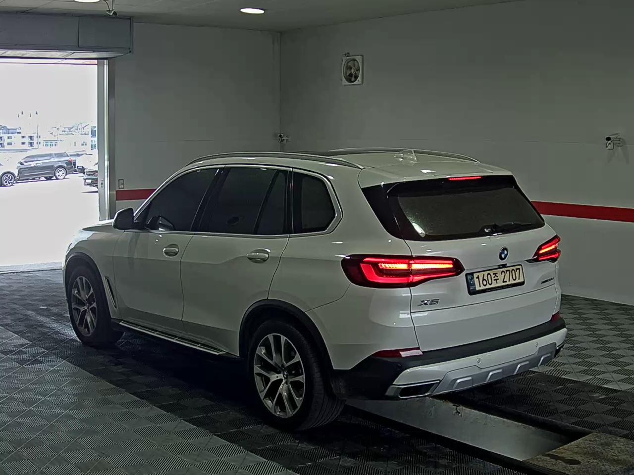 2021 - bmw x5