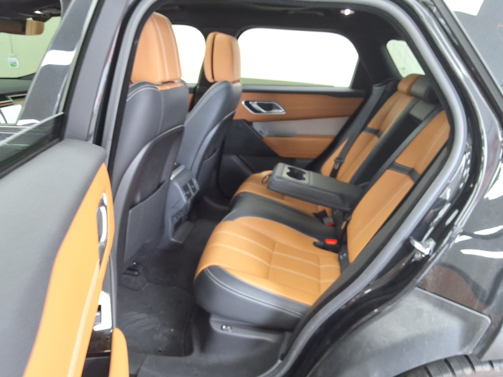 2023 - land rover range rover