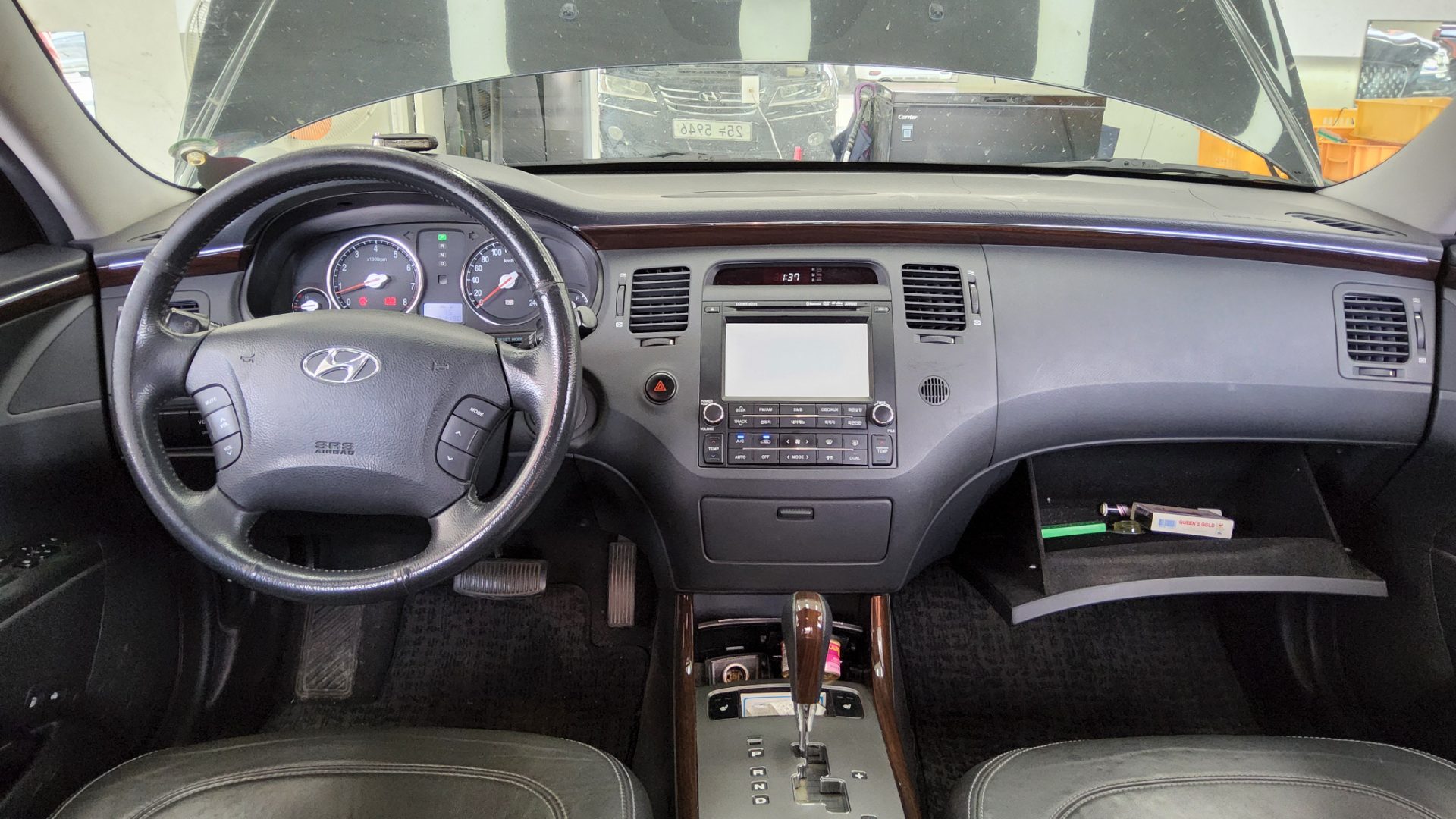 2010 - hyundai grandeur