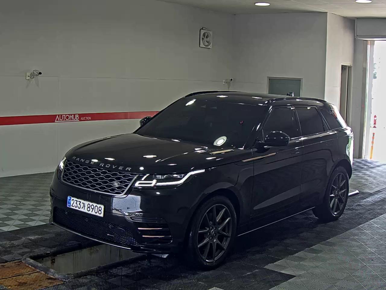 2023 - land rover range rover