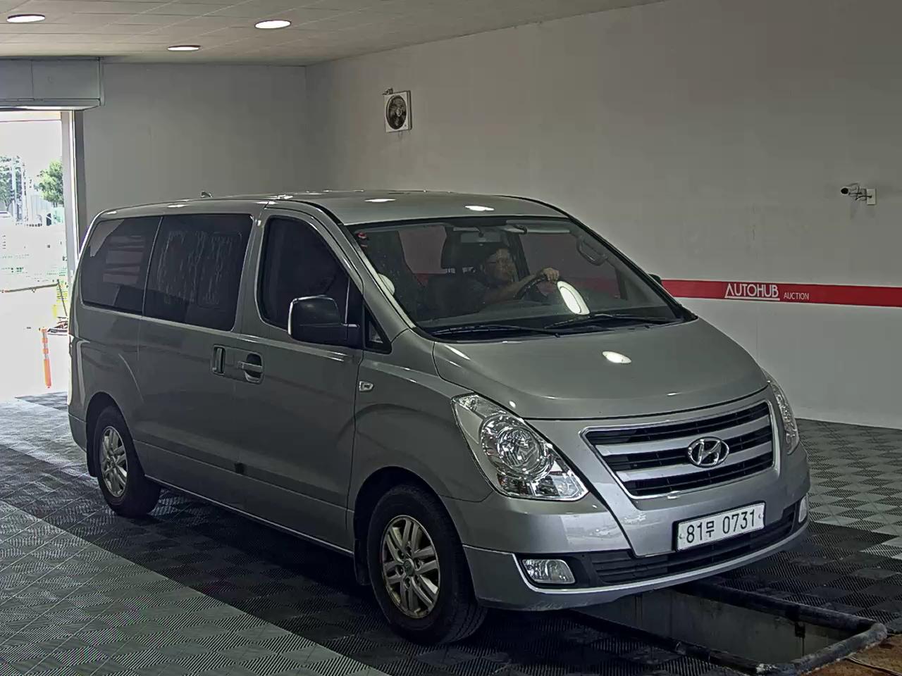 2018 - hyundai grand starex