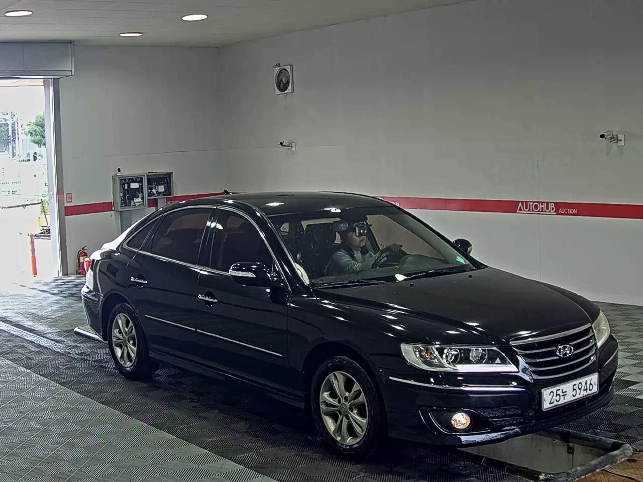 2010 - hyundai grandeur