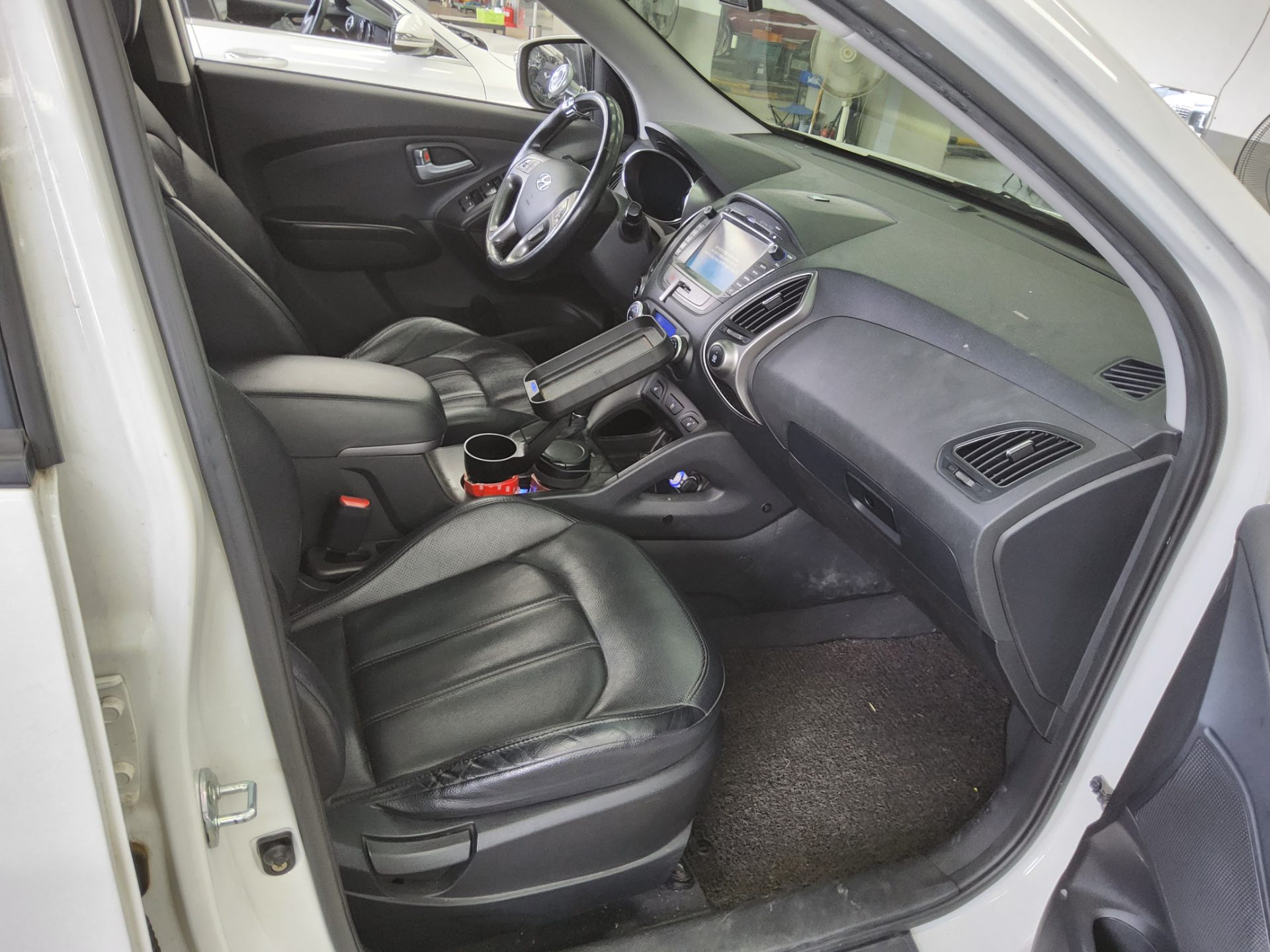 2014 - hyundai tucson