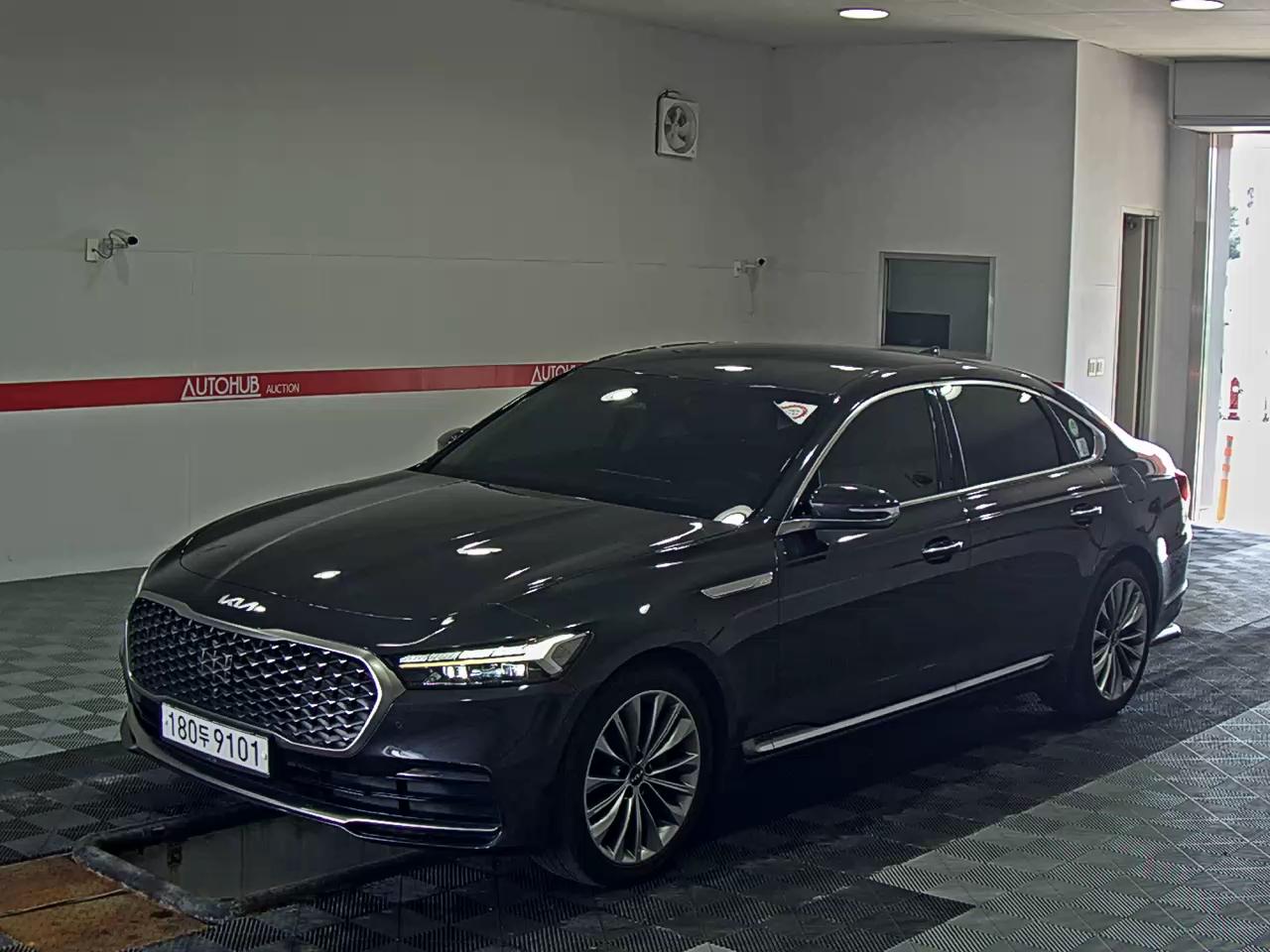 2022 - kia k9