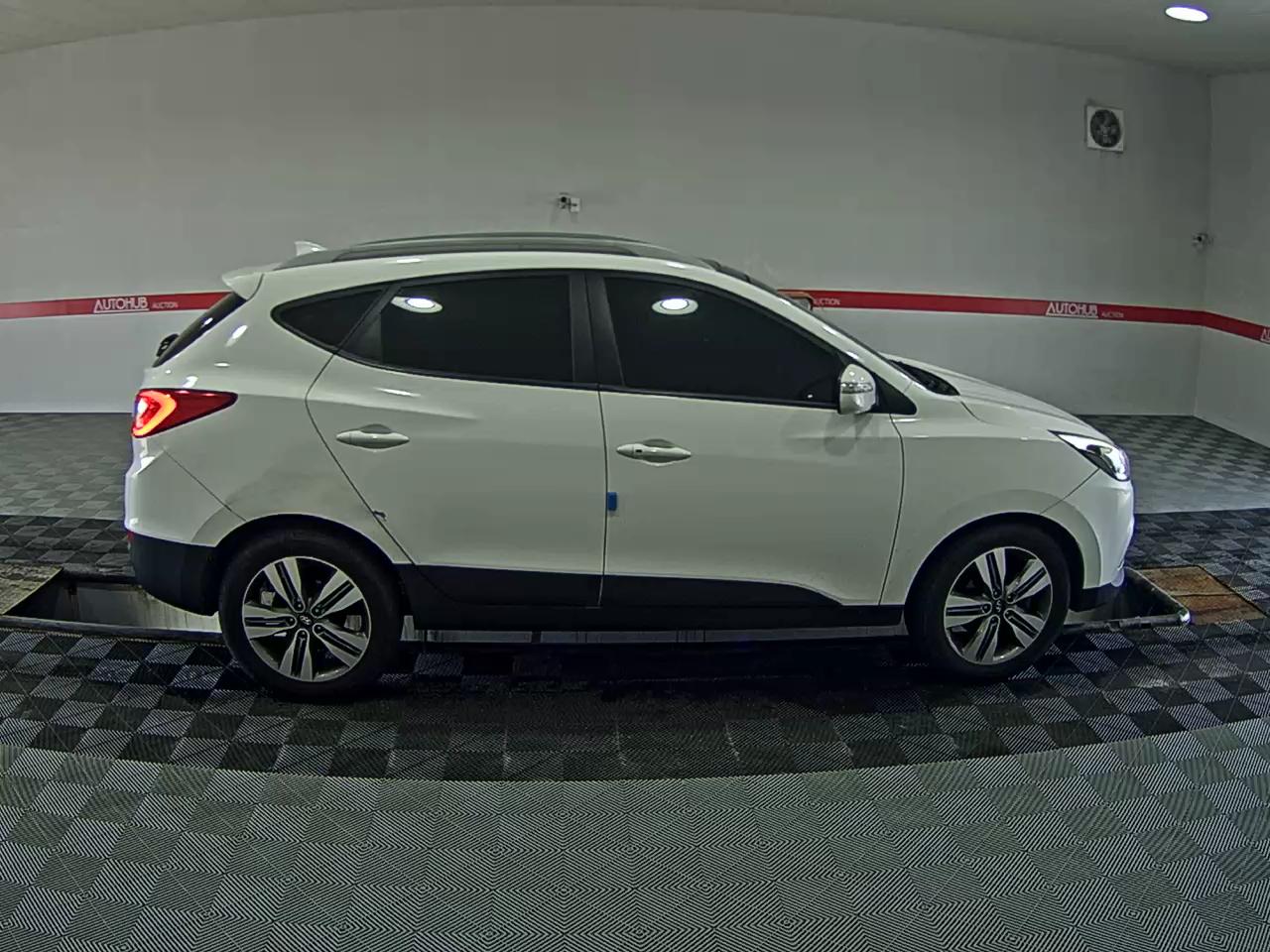 2014 - hyundai tucson