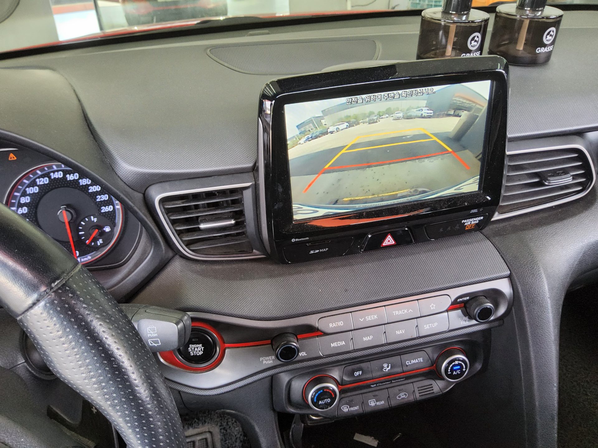 2020 - hyundai veloster