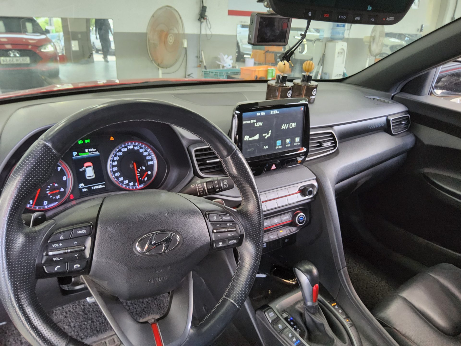2020 - hyundai veloster
