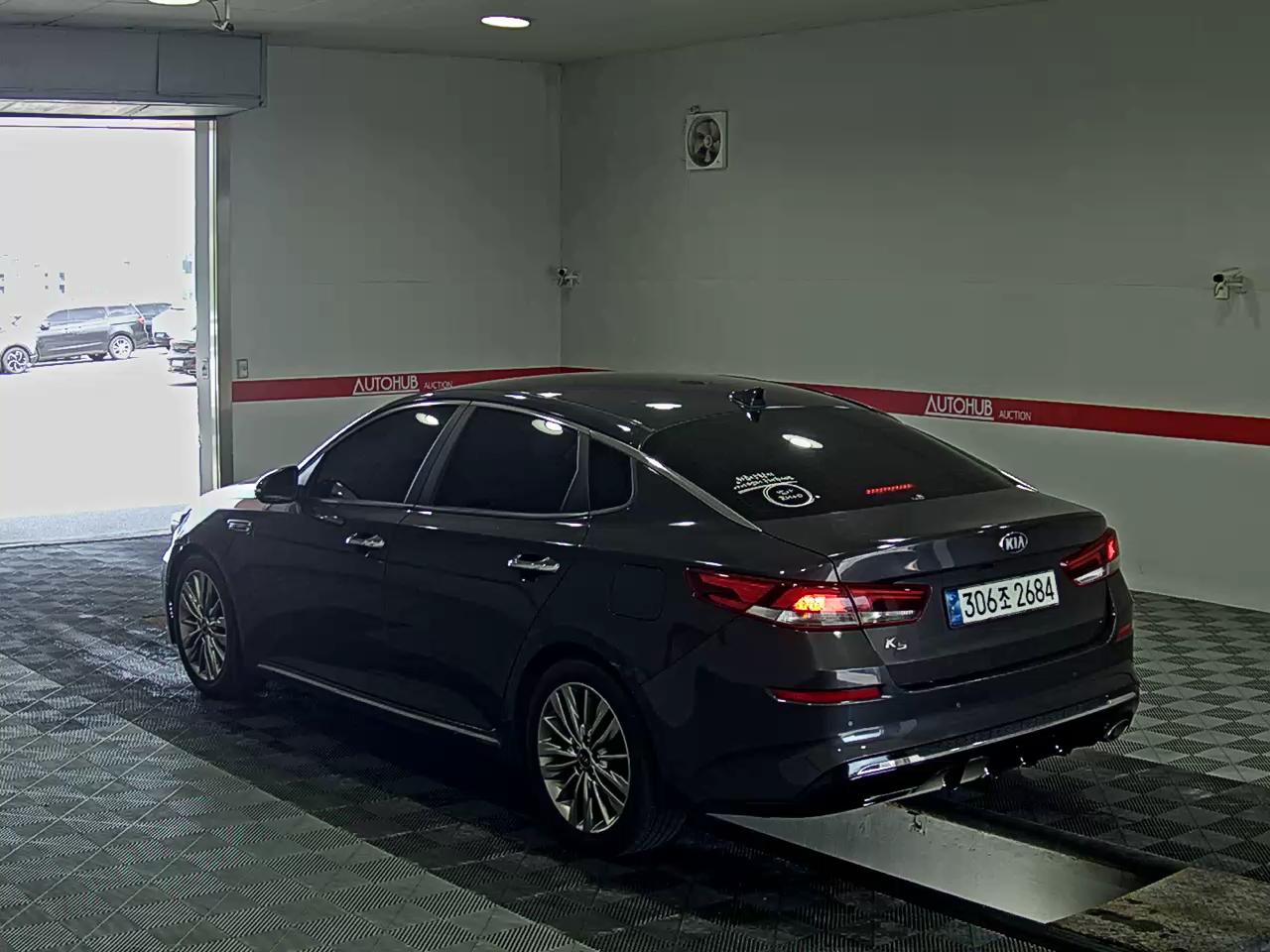 2020 - kia k5