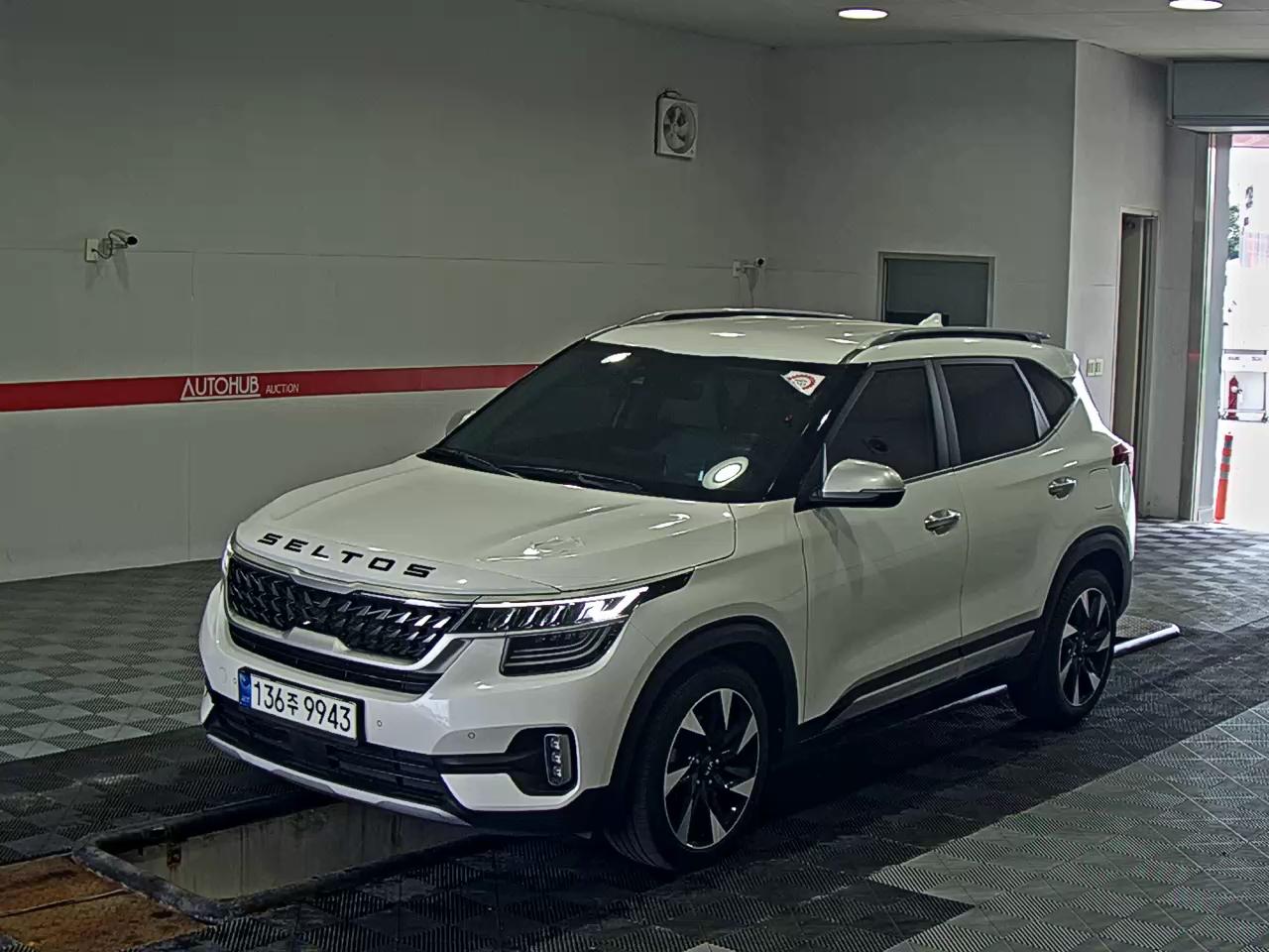 2022 - kia seltos