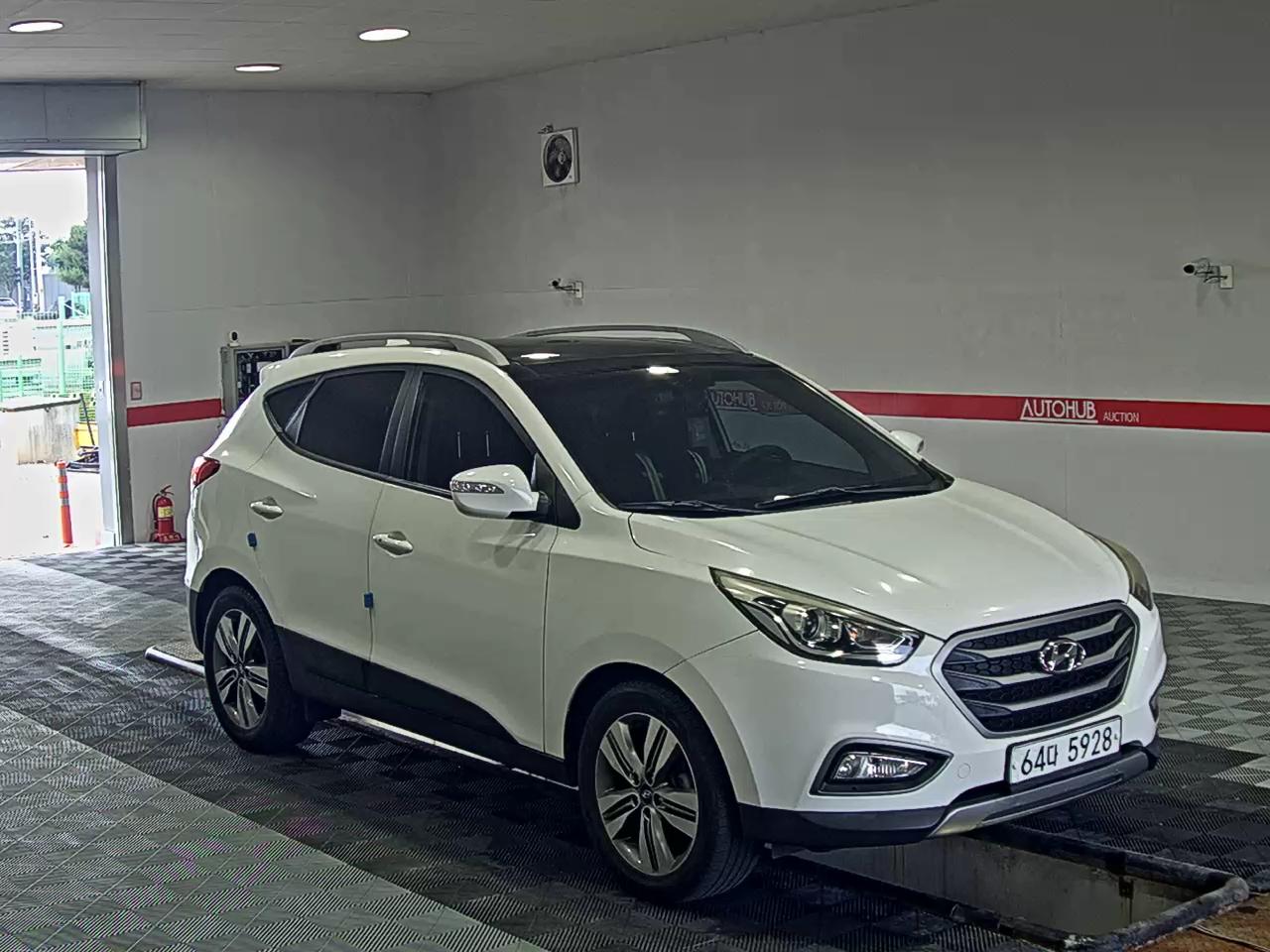 2014 - hyundai tucson
