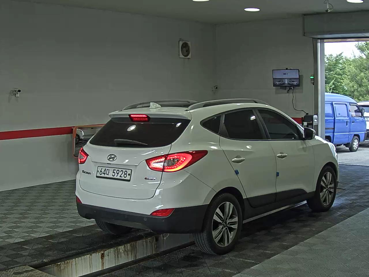 2014 - hyundai tucson