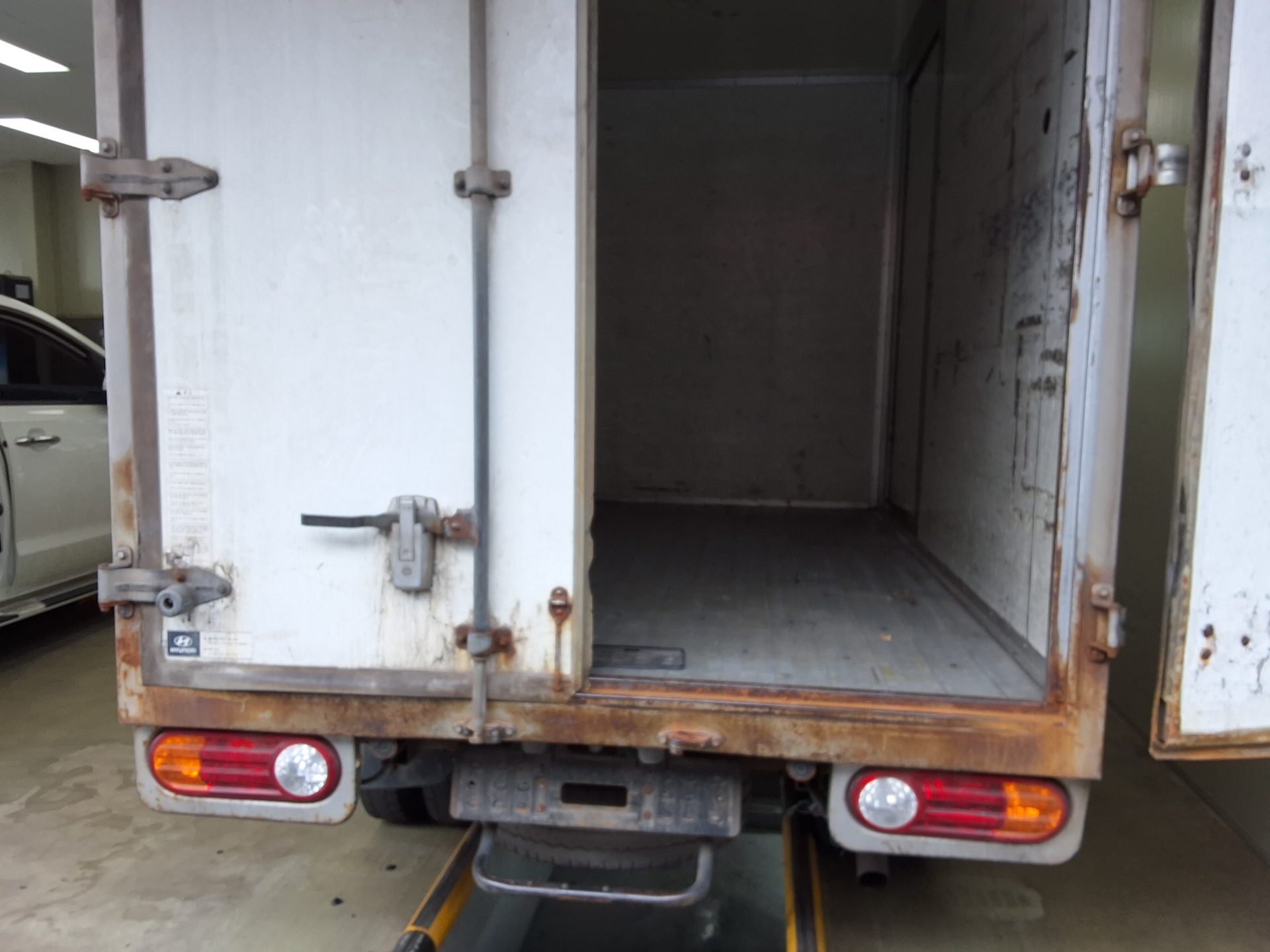 2014 - hyundai porter