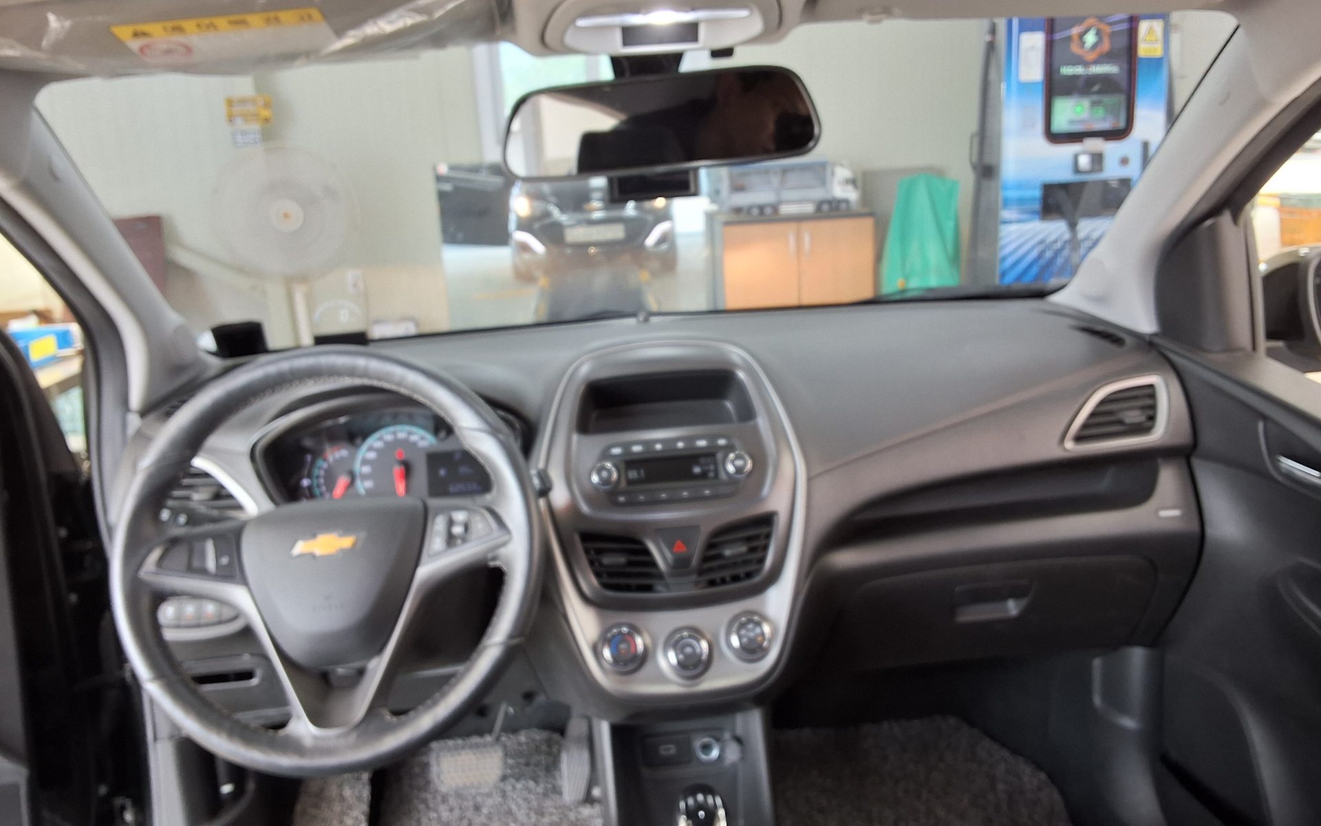 2019 - chevrolet spark