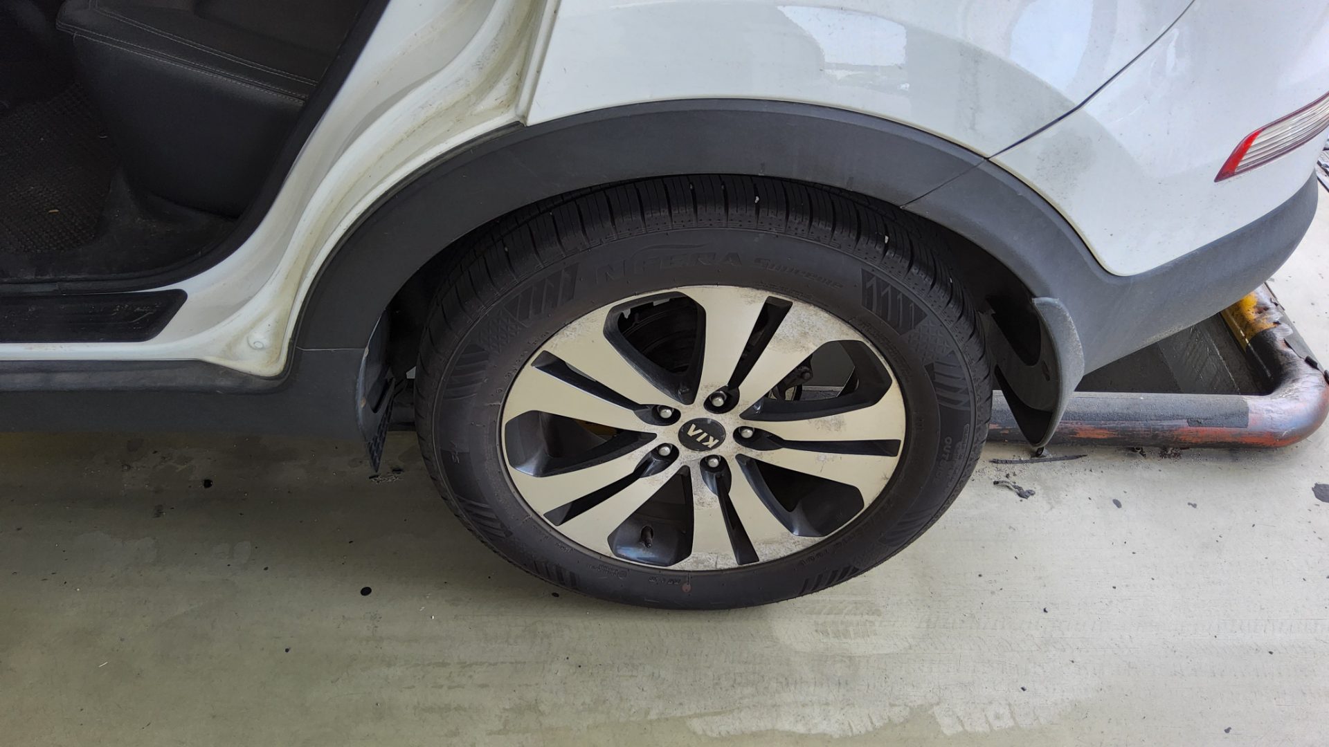 2012 - kia sportage