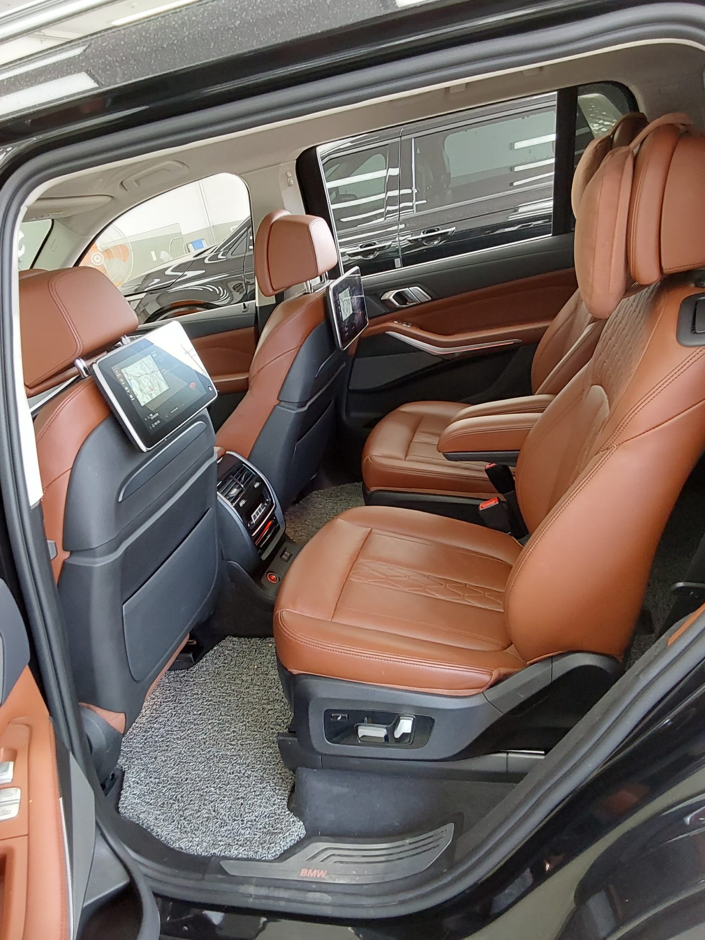 2022 - bmw x7