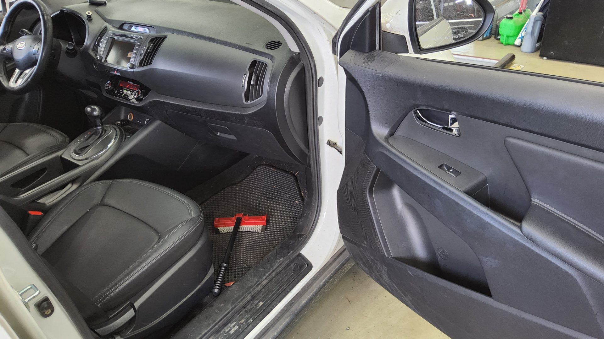 2012 - kia sportage