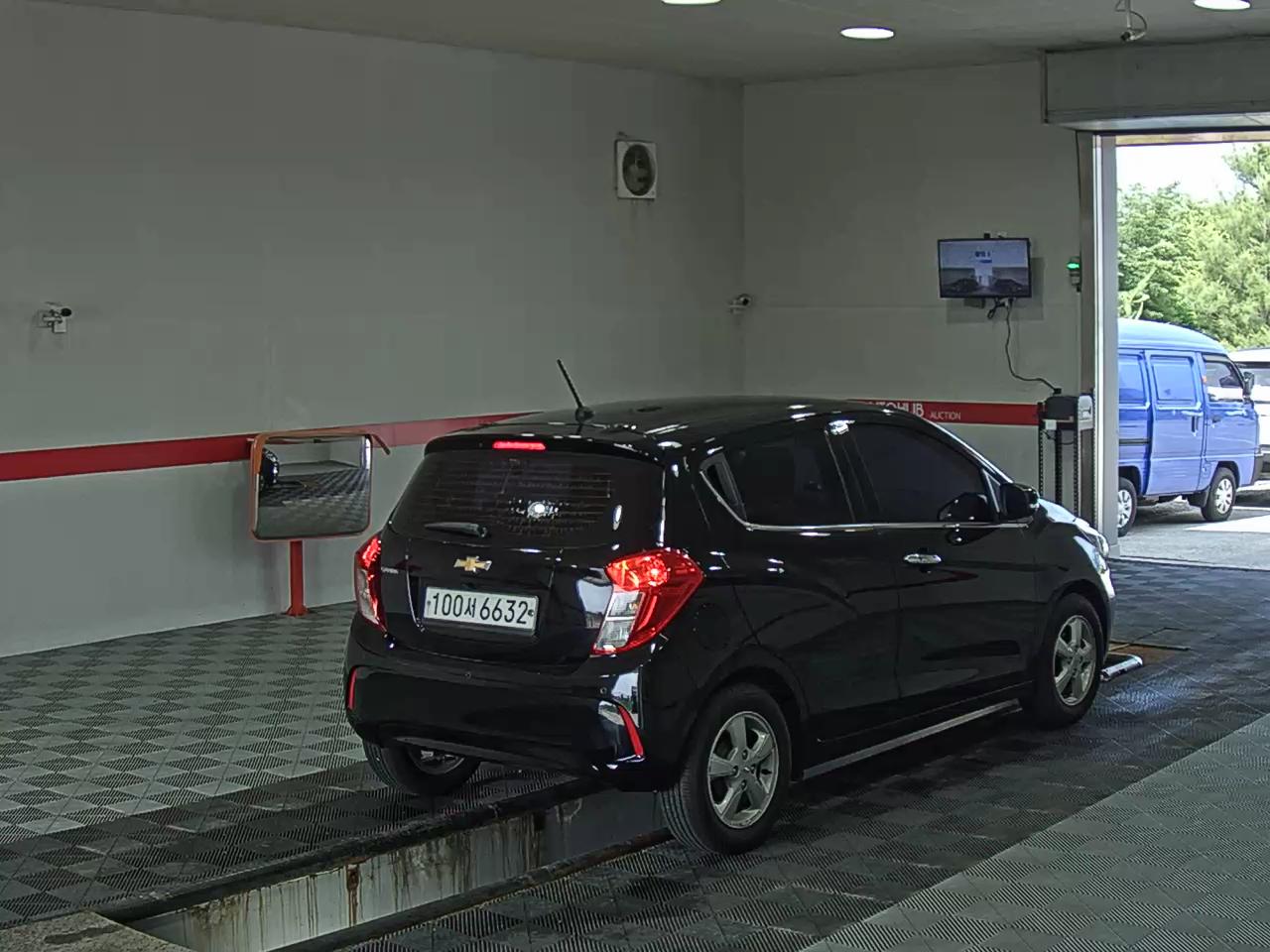 2019 - chevrolet spark