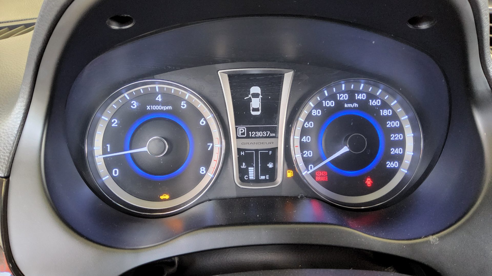 2013 - hyundai grandeur