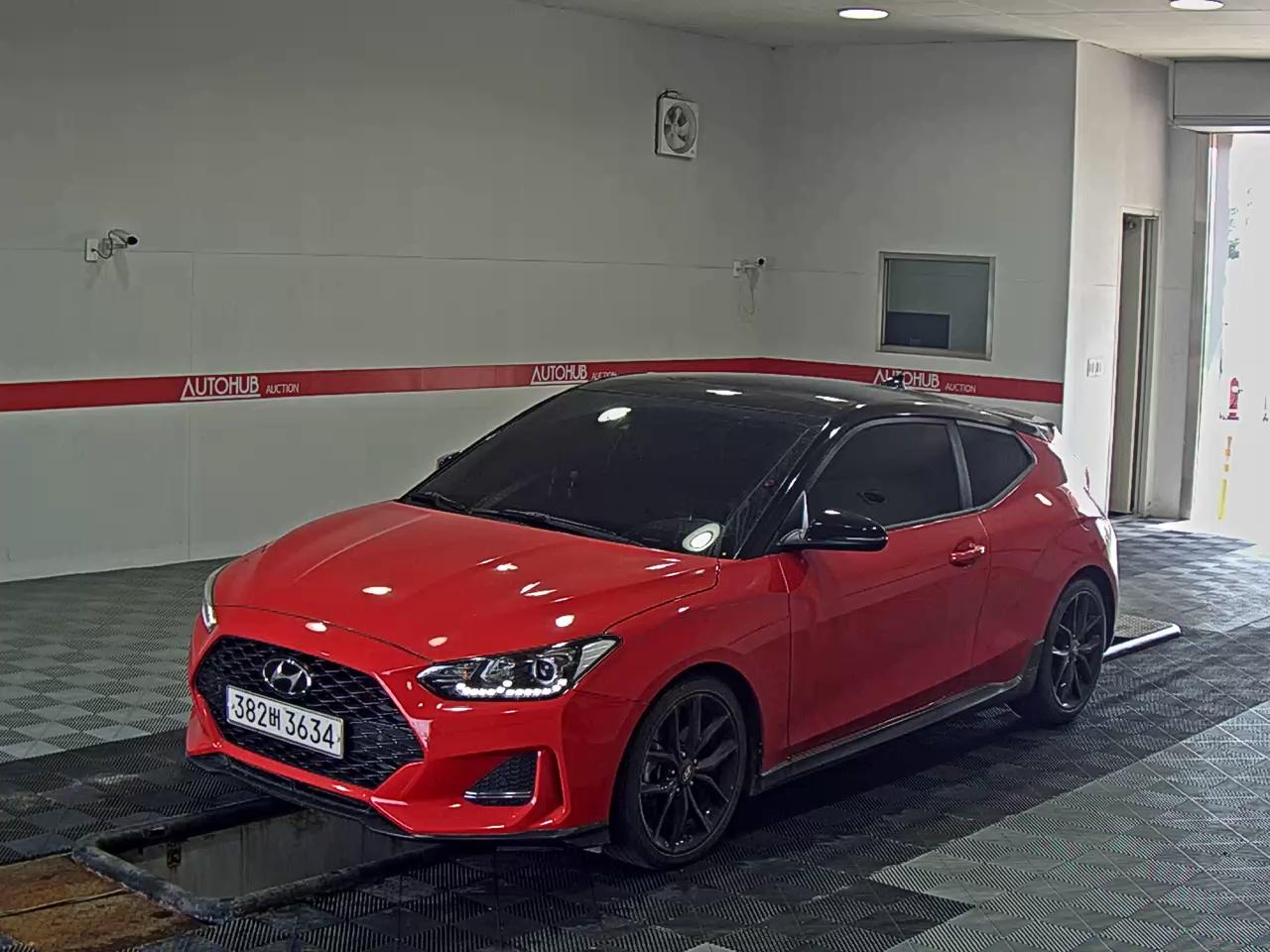 2020 - hyundai veloster