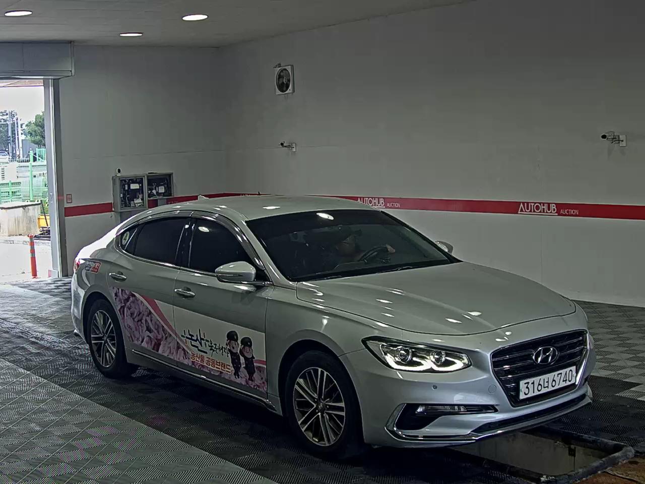 2018 - hyundai grandeur