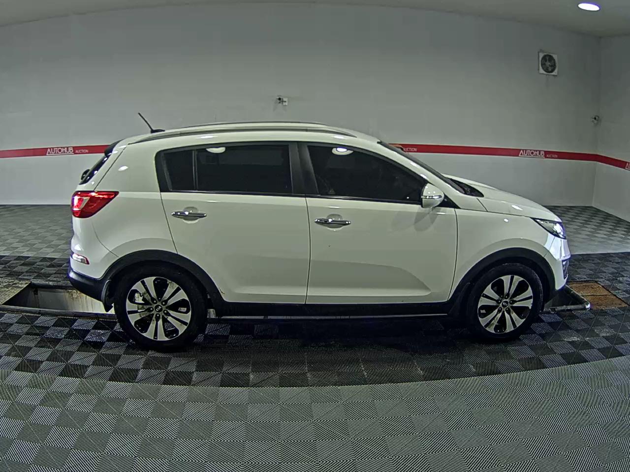 2012 - kia sportage