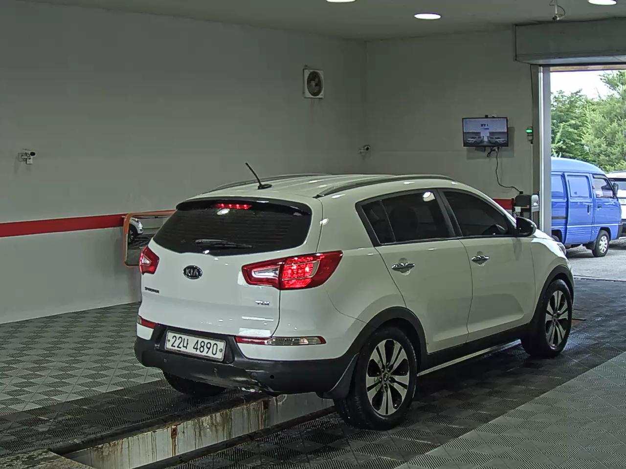 2012 - kia sportage