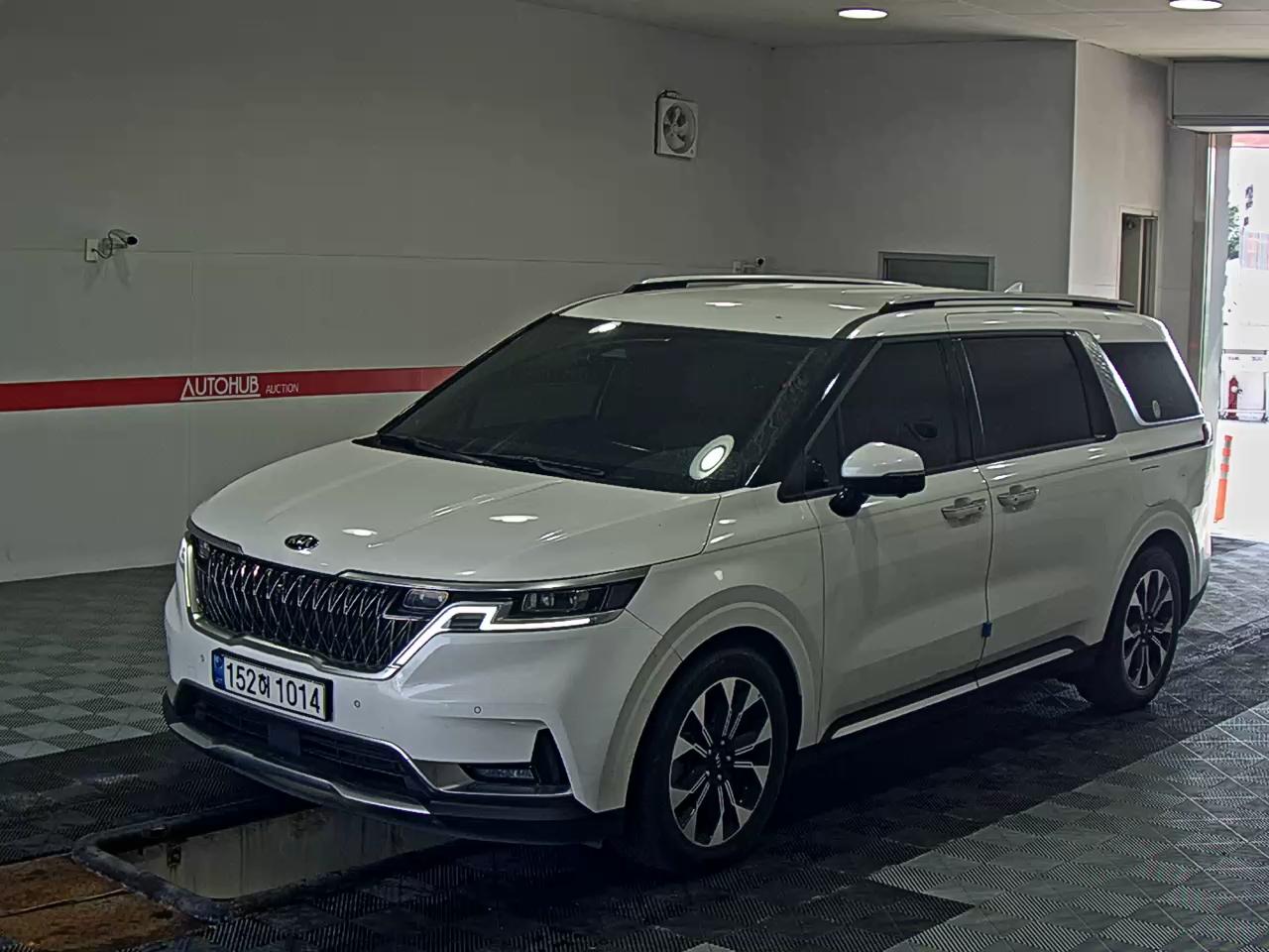 KIA CARNIVAL (KA4)