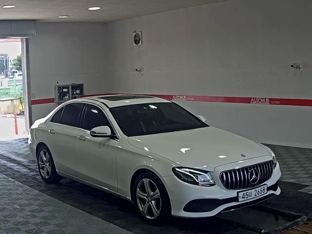 2017 - mercedes-benz e220d