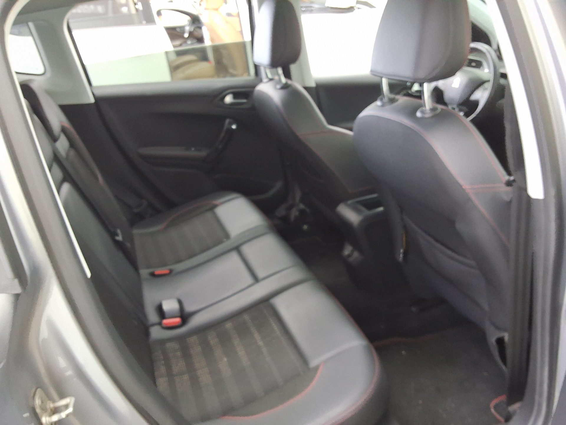 2019 - peugeot 2008