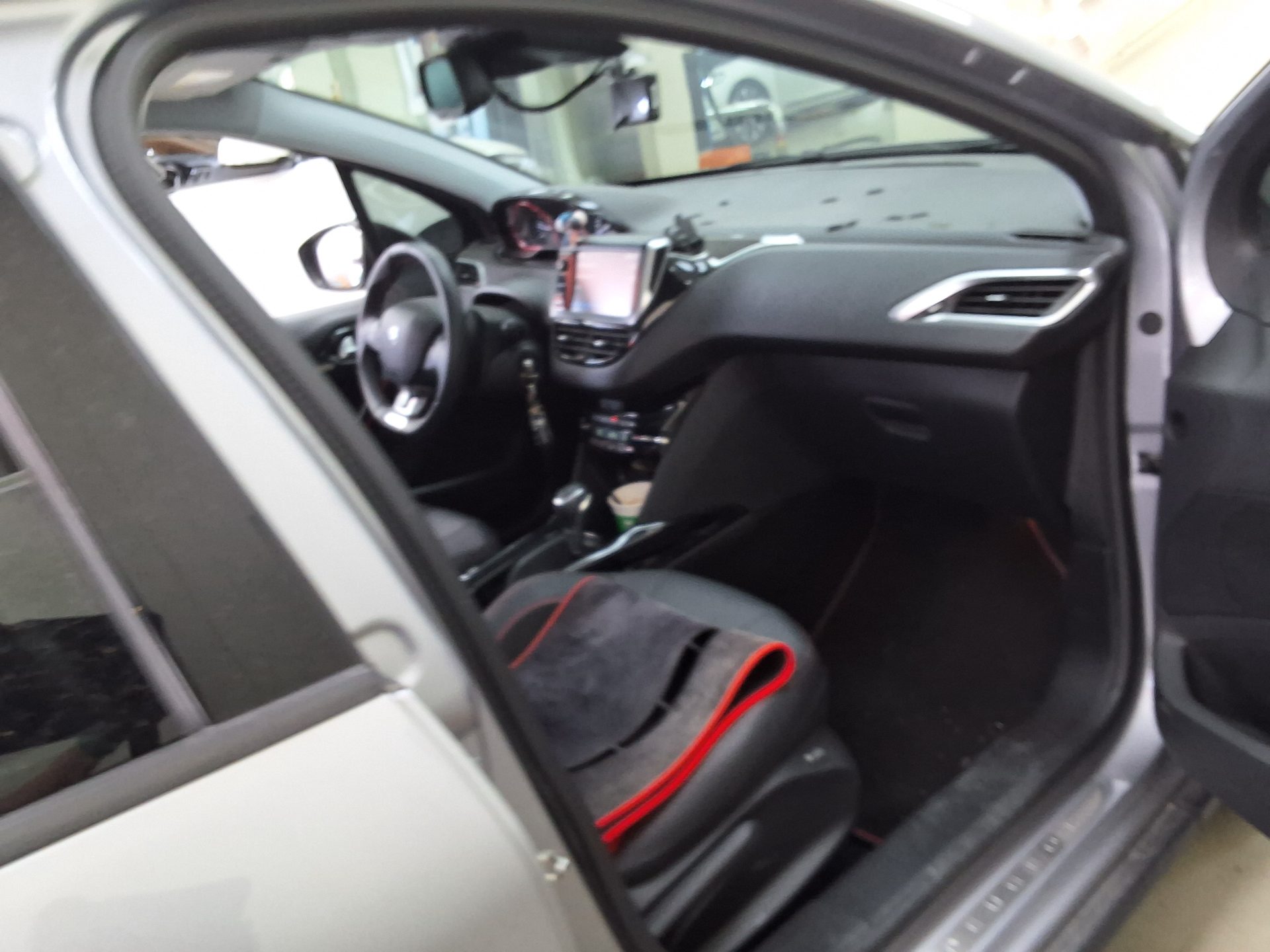 2019 - peugeot 2008