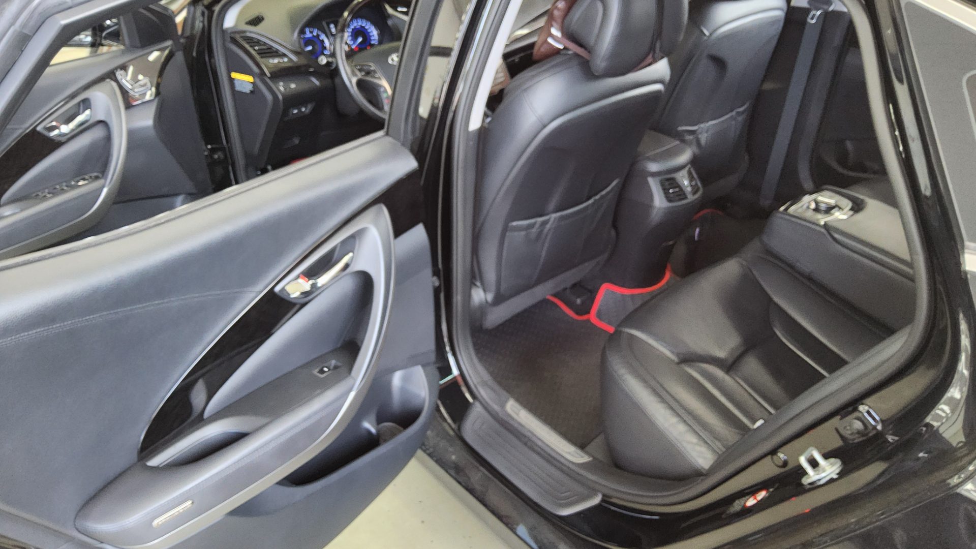 2013 - hyundai grandeur