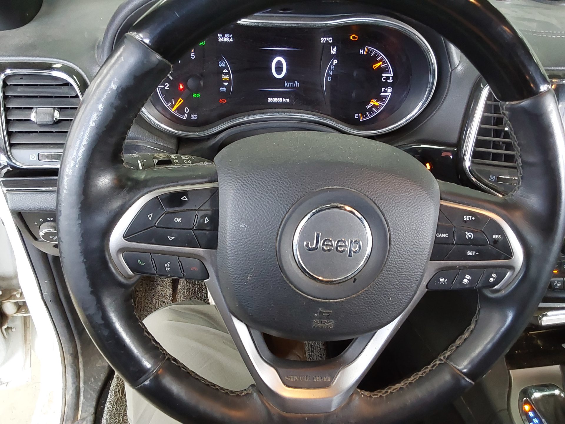 2019 - jeep grand cherokee