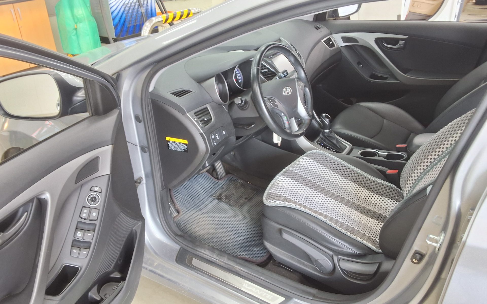 2015 - hyundai avante