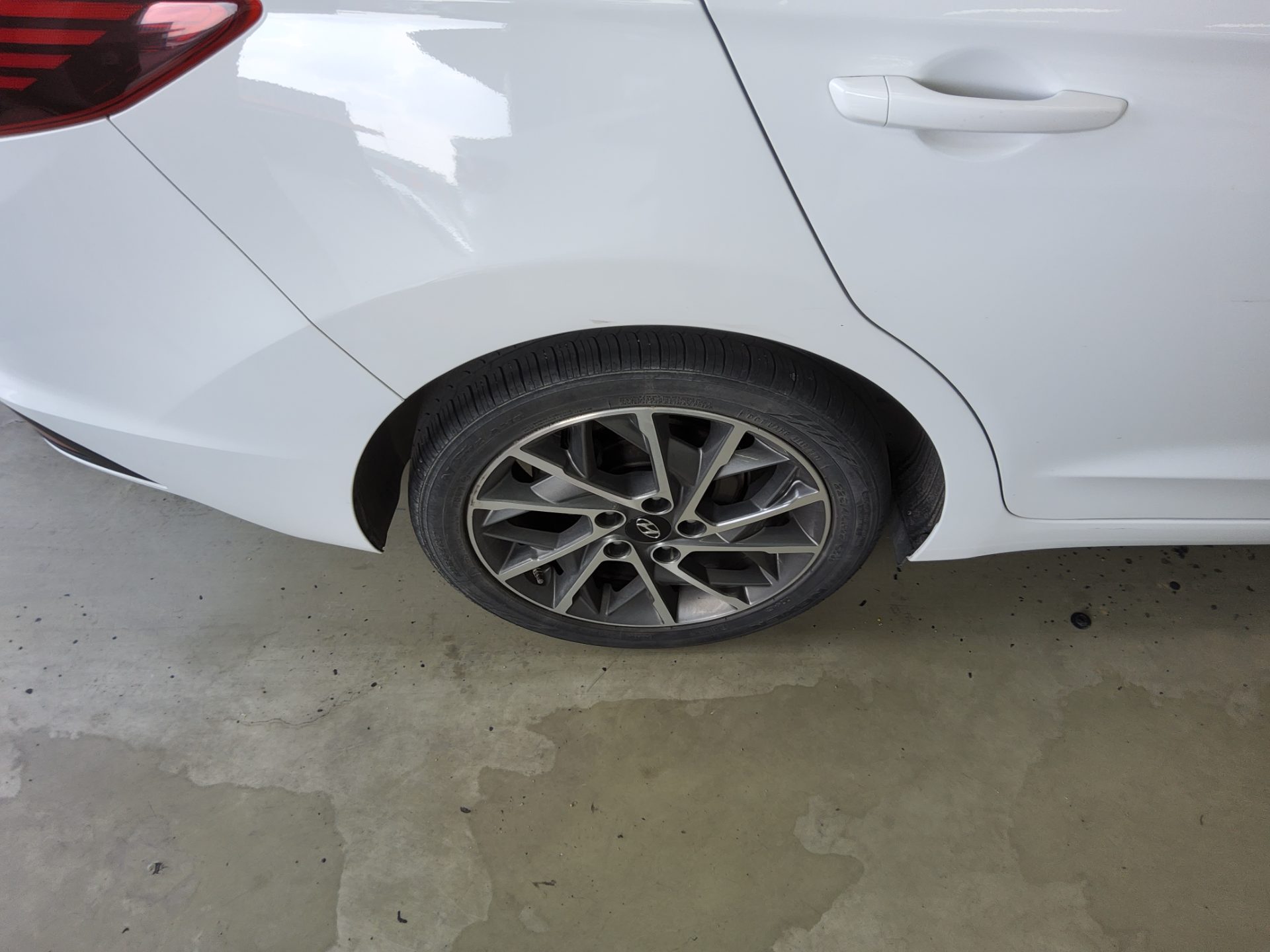 2019 - hyundai avante