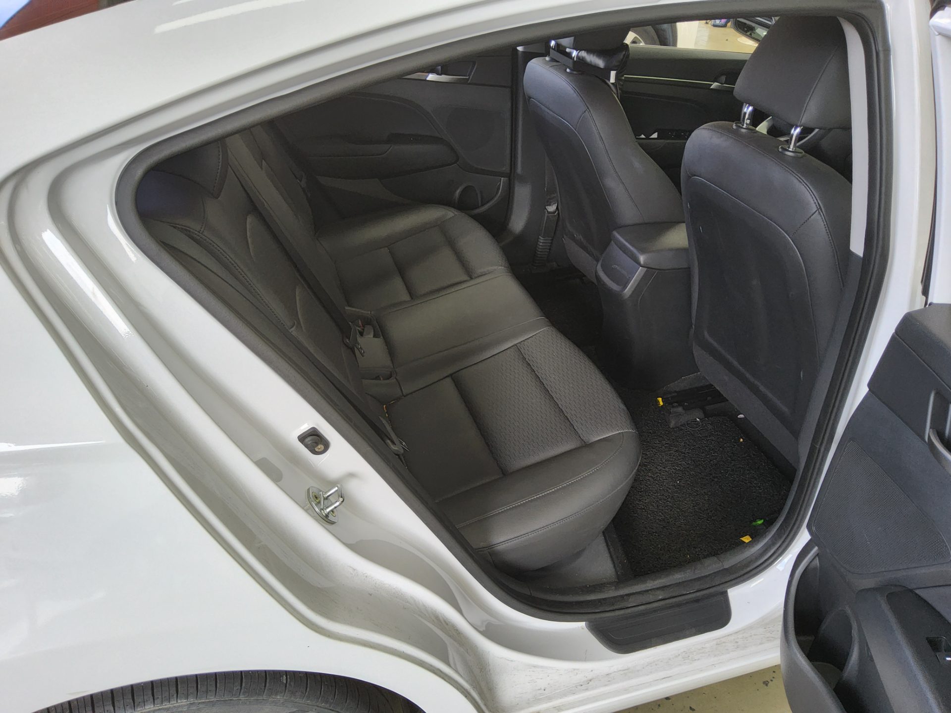 2019 - hyundai avante