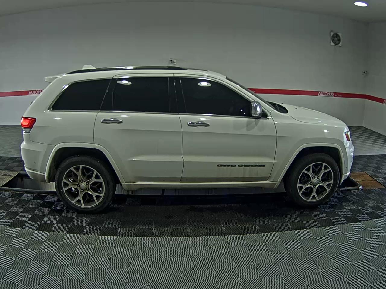 2019 - jeep grand cherokee