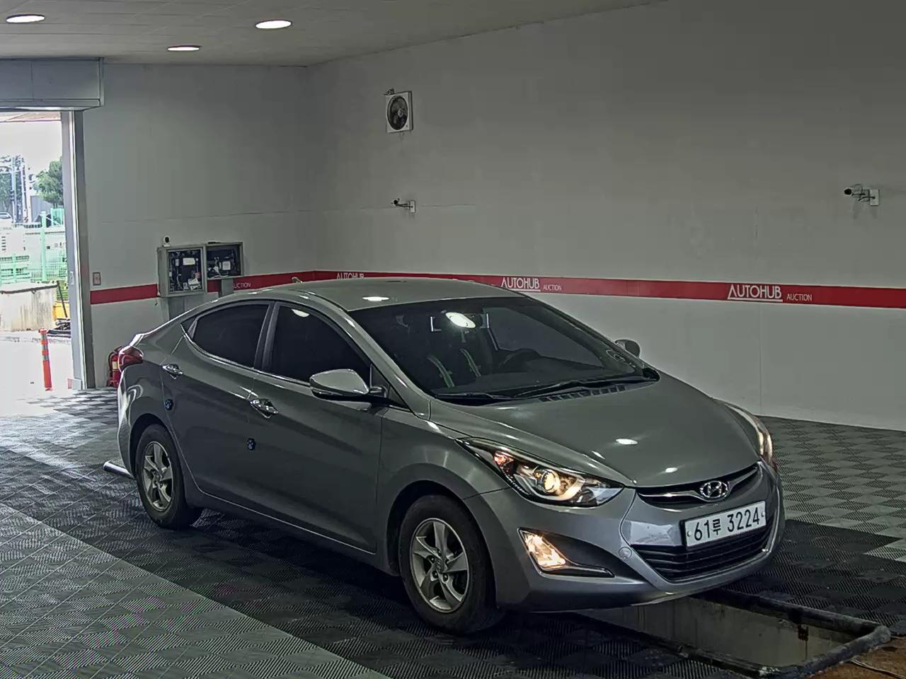 2015 - hyundai avante